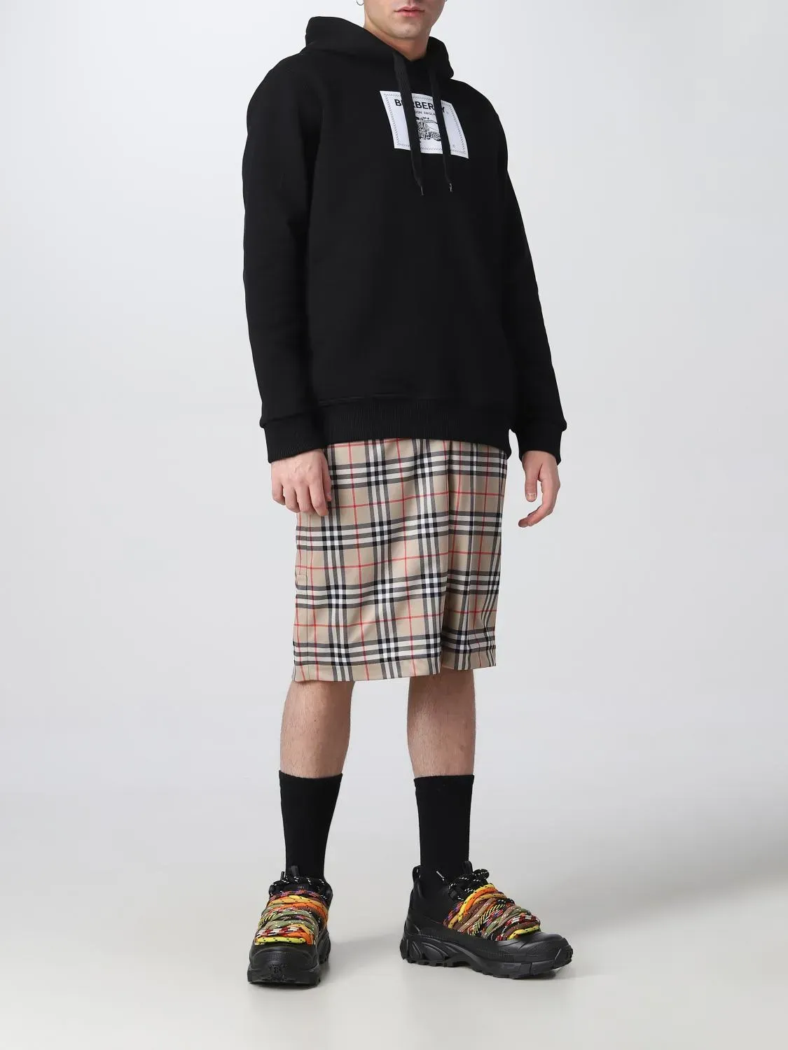 Шорти унісекс Burberry Short Nam (8026469)