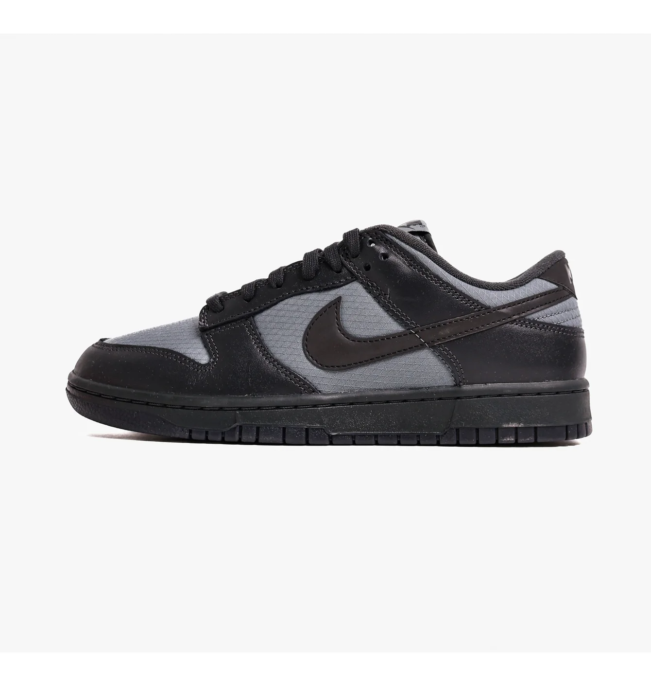 Кросівки чоловічі Nike Sportswear Dunk Retro Se Grey/Black FZ3052-001