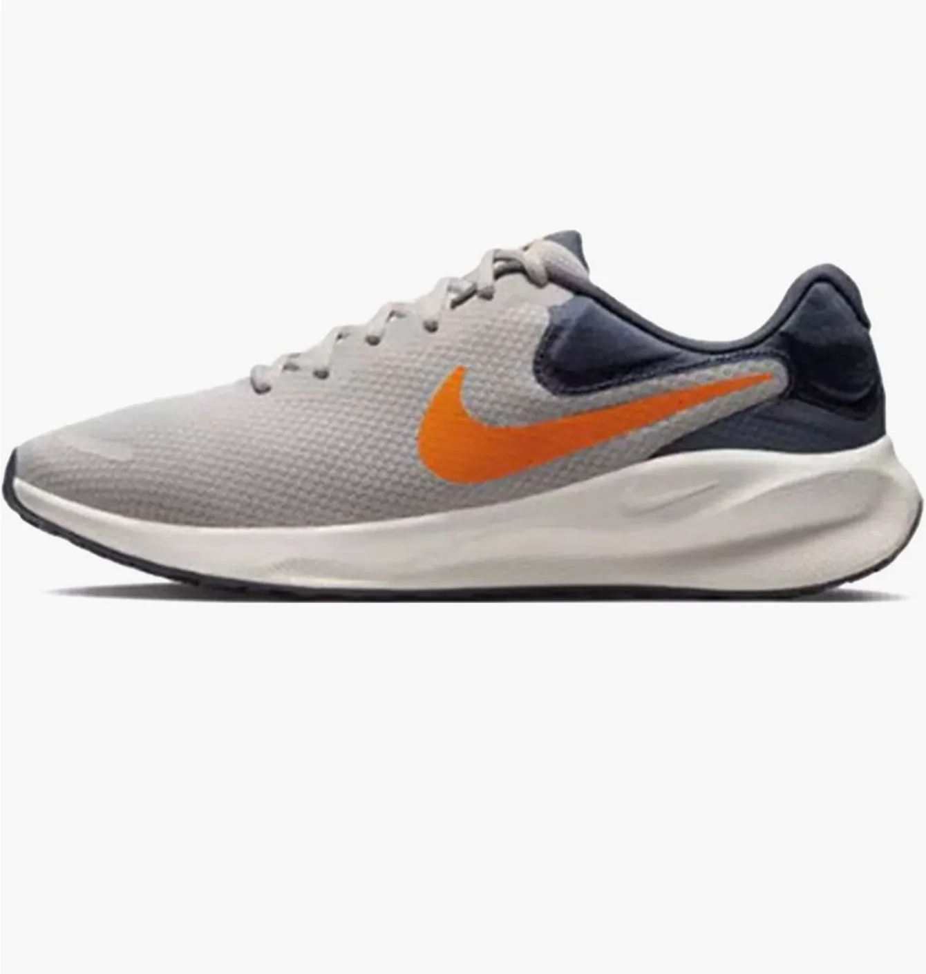 Кросівки чоловічі Nike Revolution 7 Grey FB2207-009
