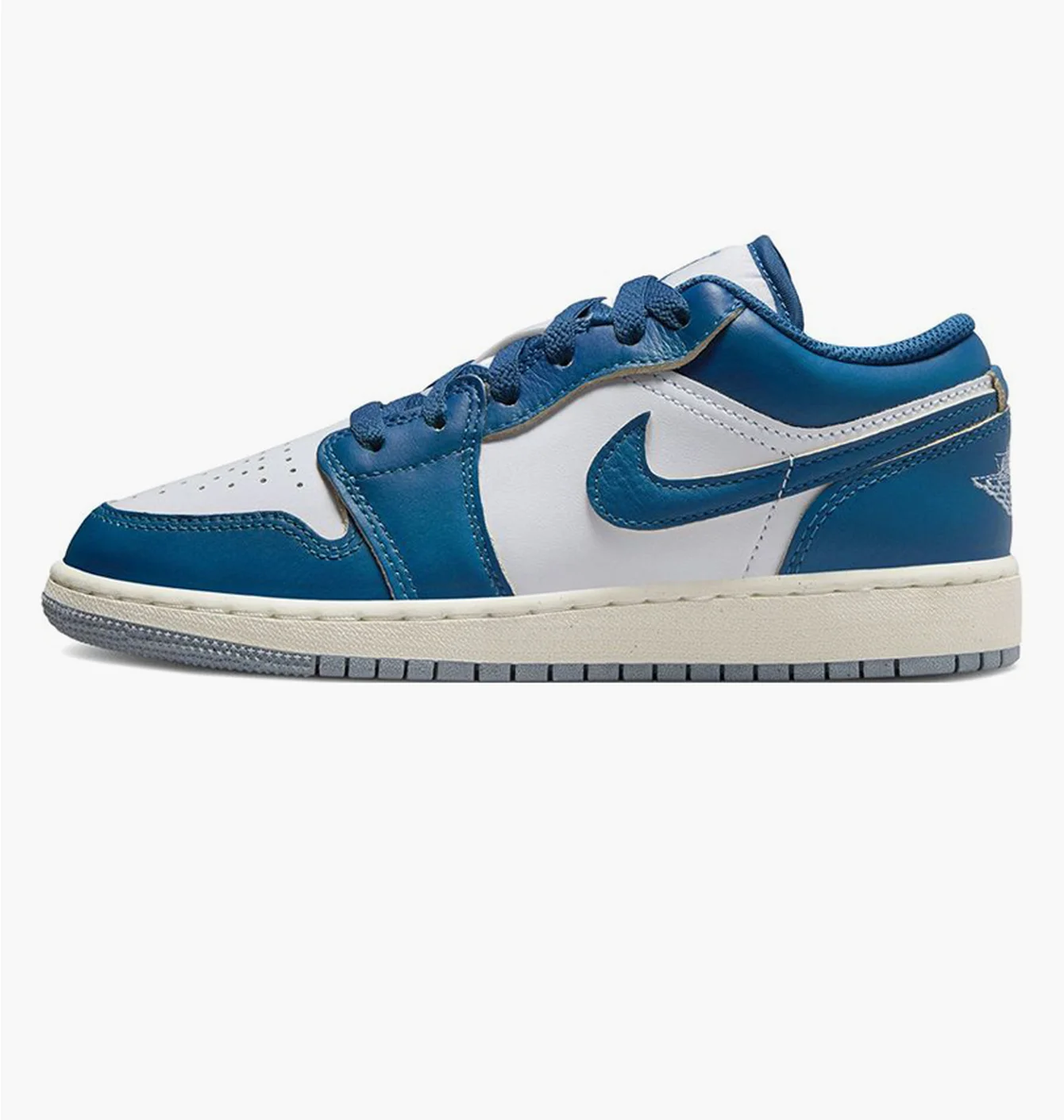 Кросівки дитячі Air Jordan 1 Low Se Gs White/Blue FN9137-141