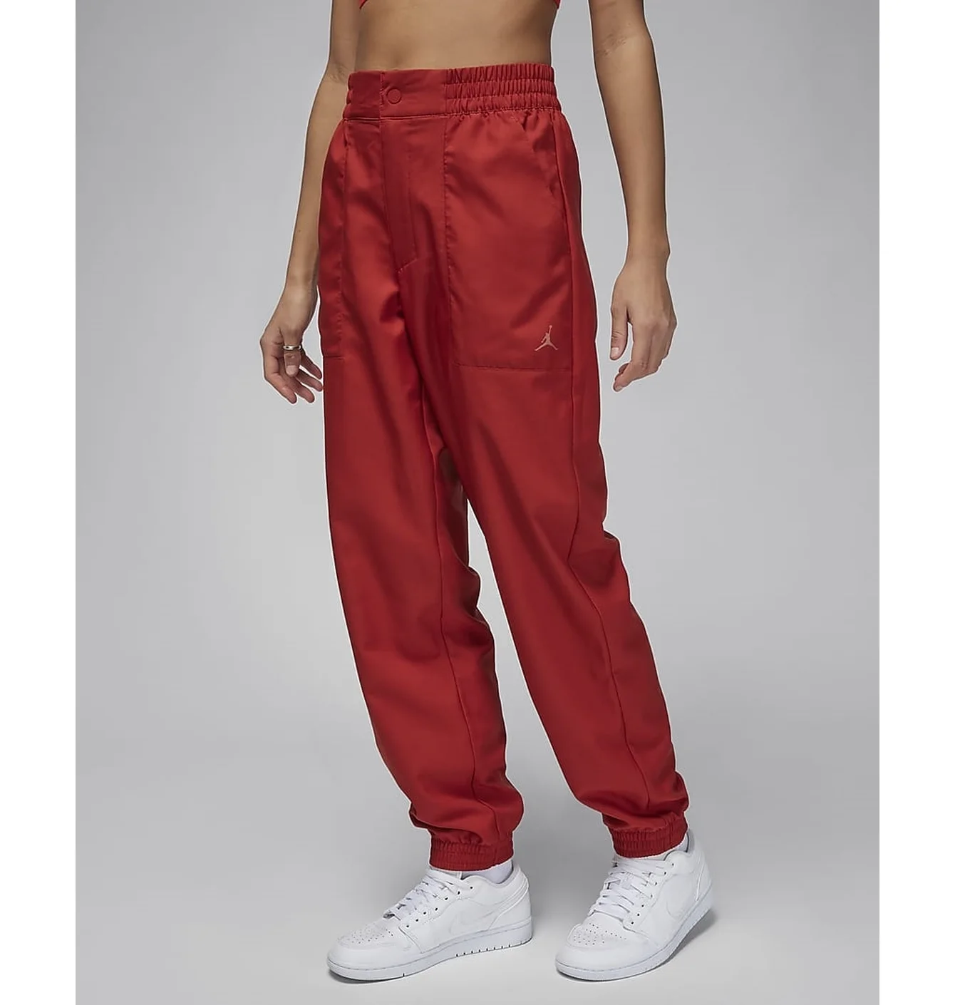 NIKE STANDARD FIT