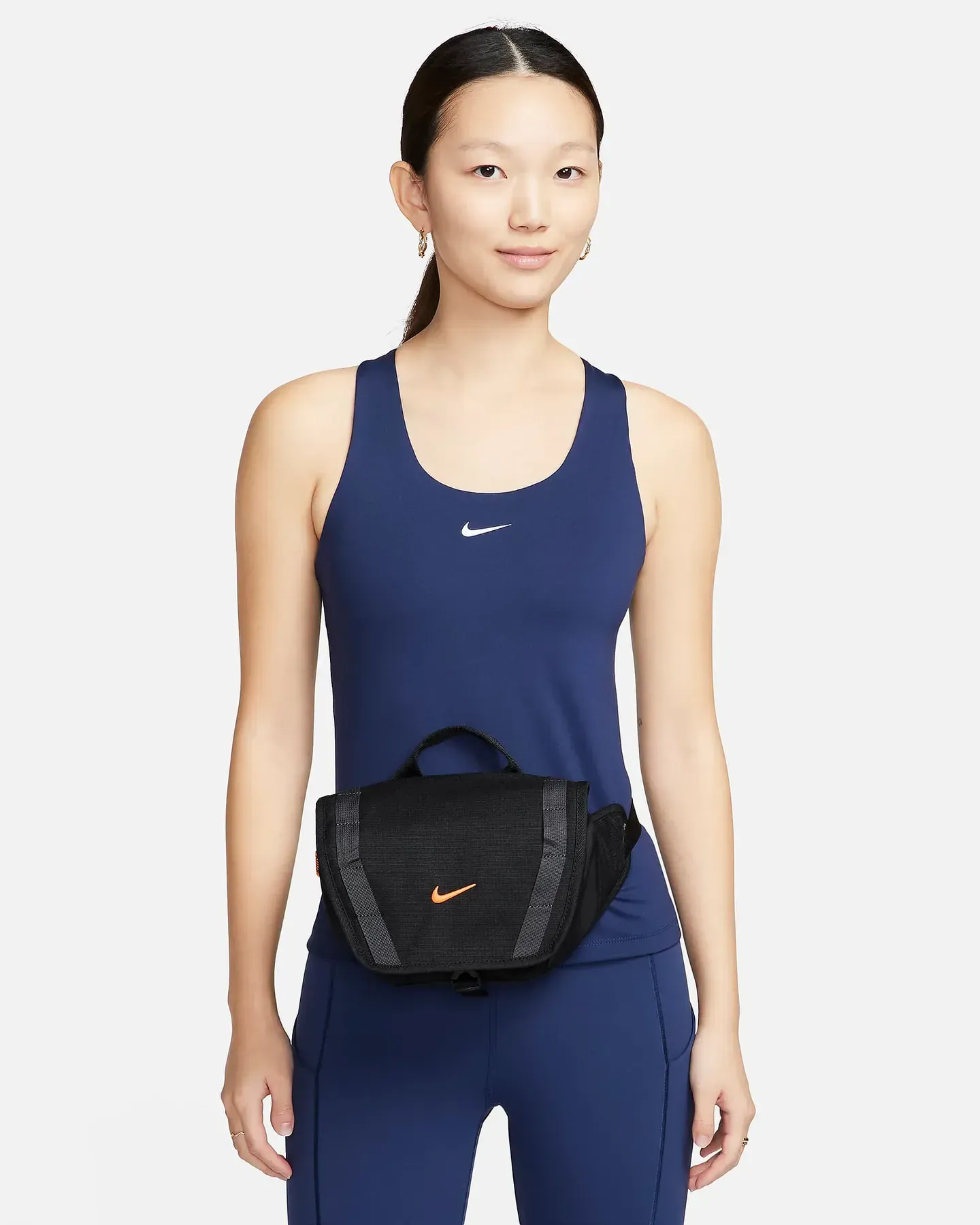 Сумка на пояс Nike Hip Pack (4L) (DJ9681-011)