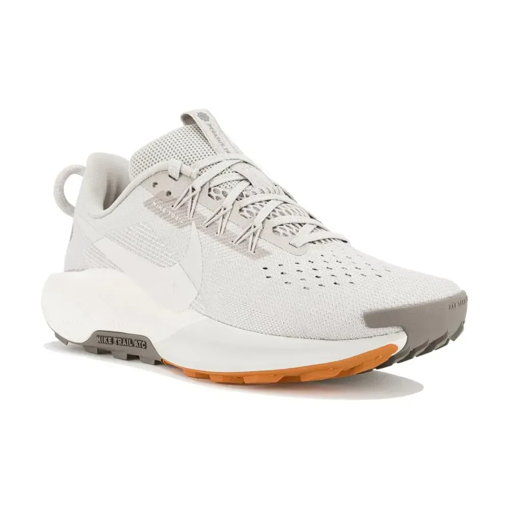 Кросівки жіночі Nike Pegasus Trail 5 (DV3865-004)