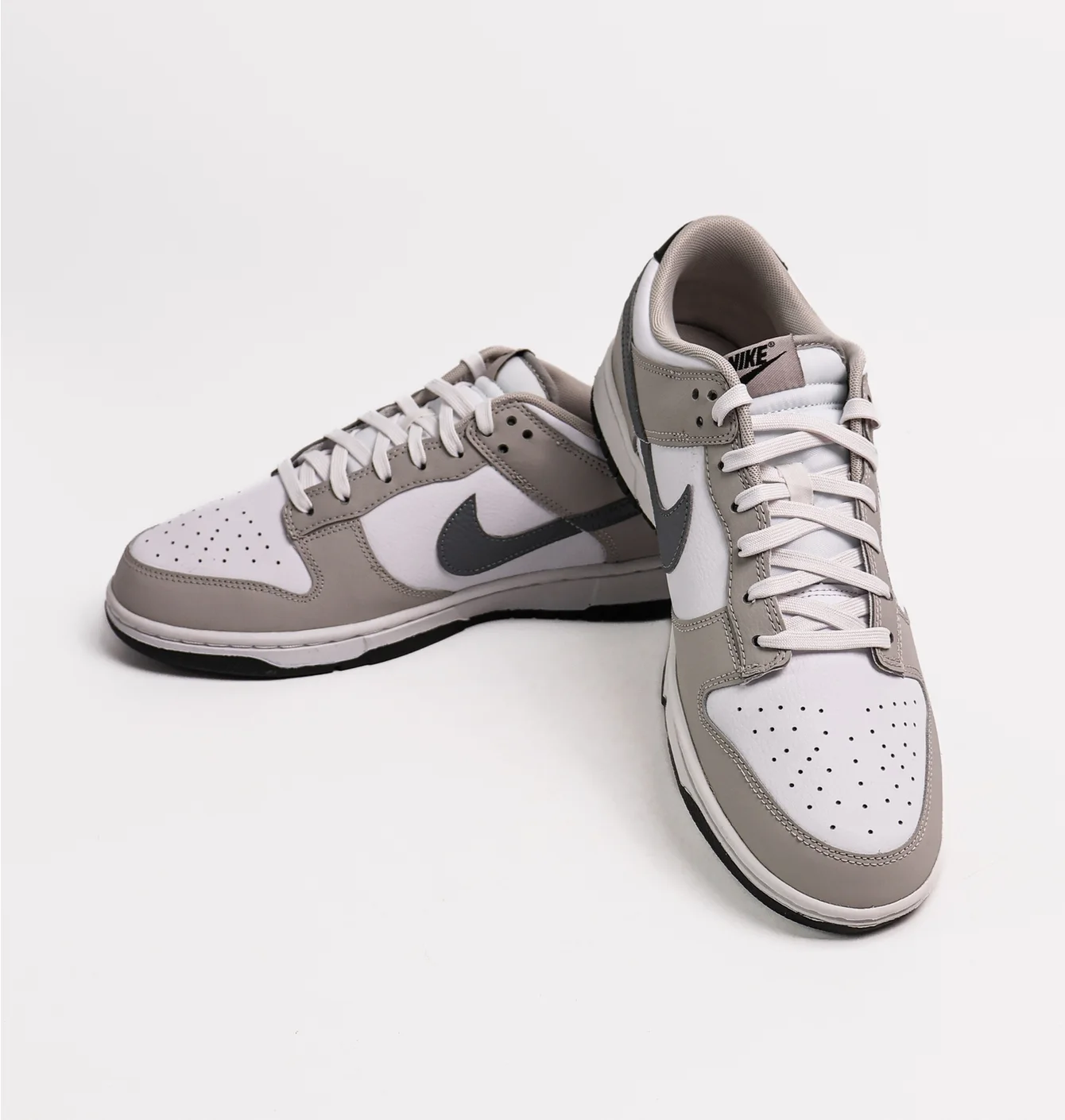 Кросівки чоловічі Nike Dunk Low Olive/White FD0661-100
