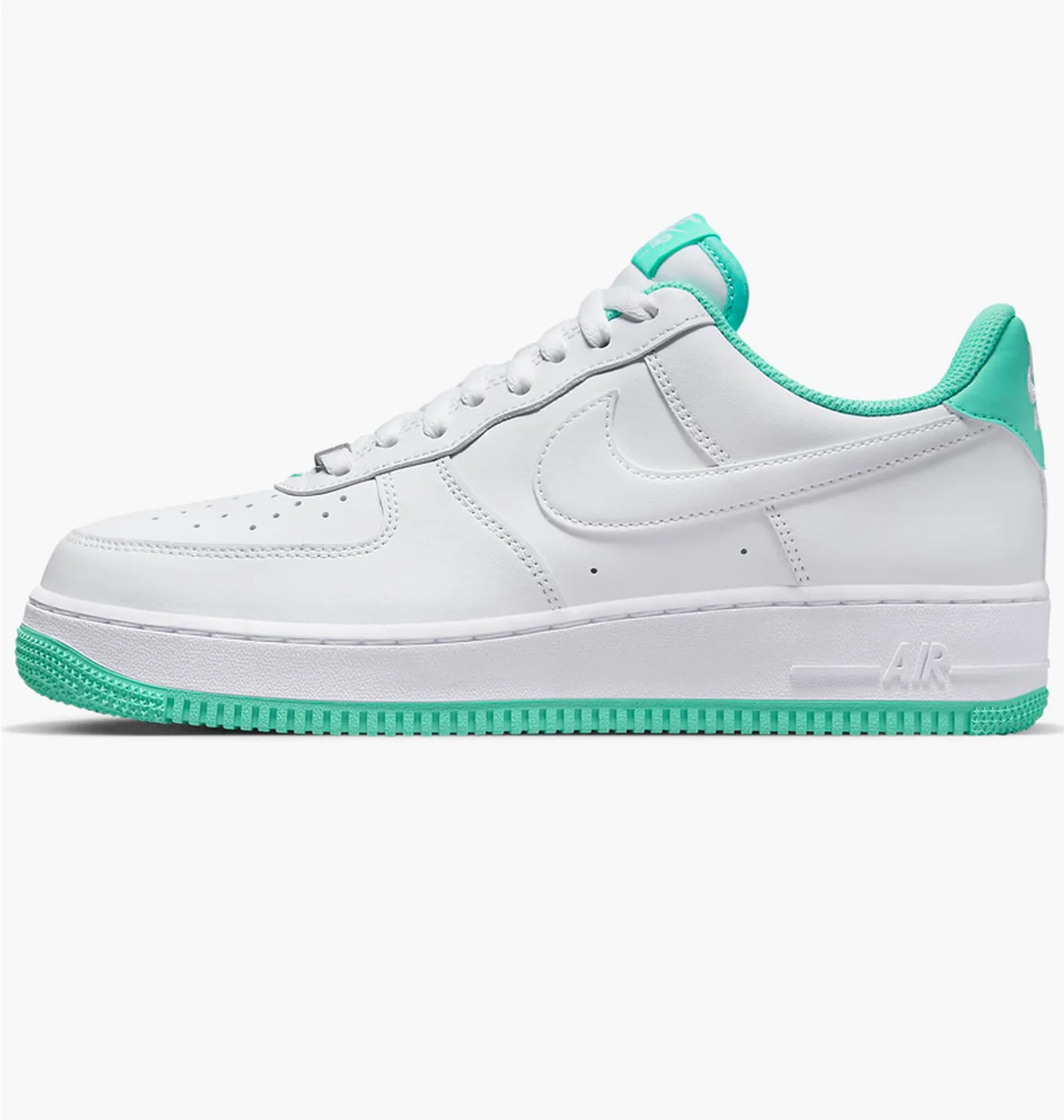 Кросівки чоловічі Nike Air Force 1 07 White Dh7561-107