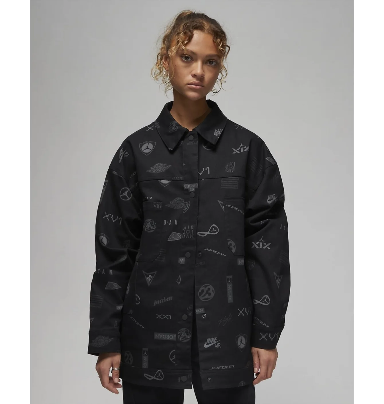 Куртка жіноча Air Jordan WomenS Trucker Jacket Black DX0384-010