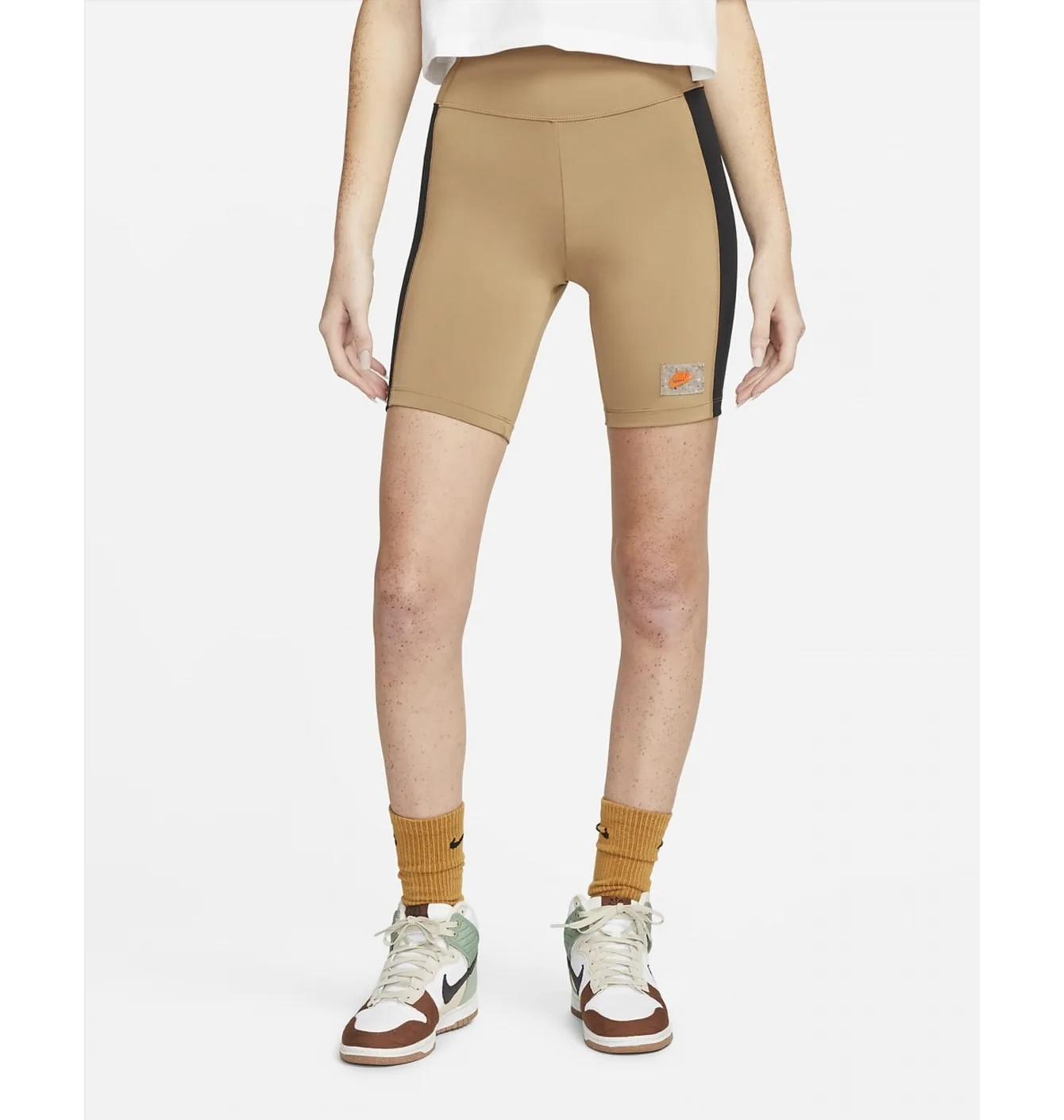 Шорти жіночі Nike Sportswear Swoosh Logo High-Waisted Bike Shorts Brown Dx2325-258