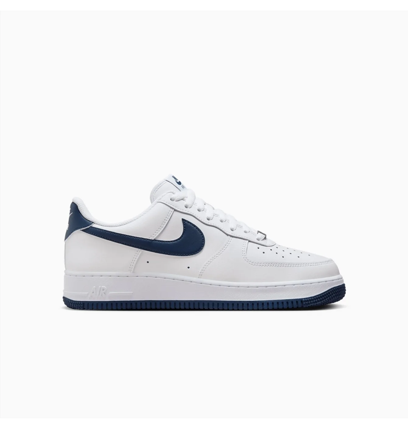 Кросівки чоловічі Nike Air Force 1 `07 White Navy White FJ4146-104