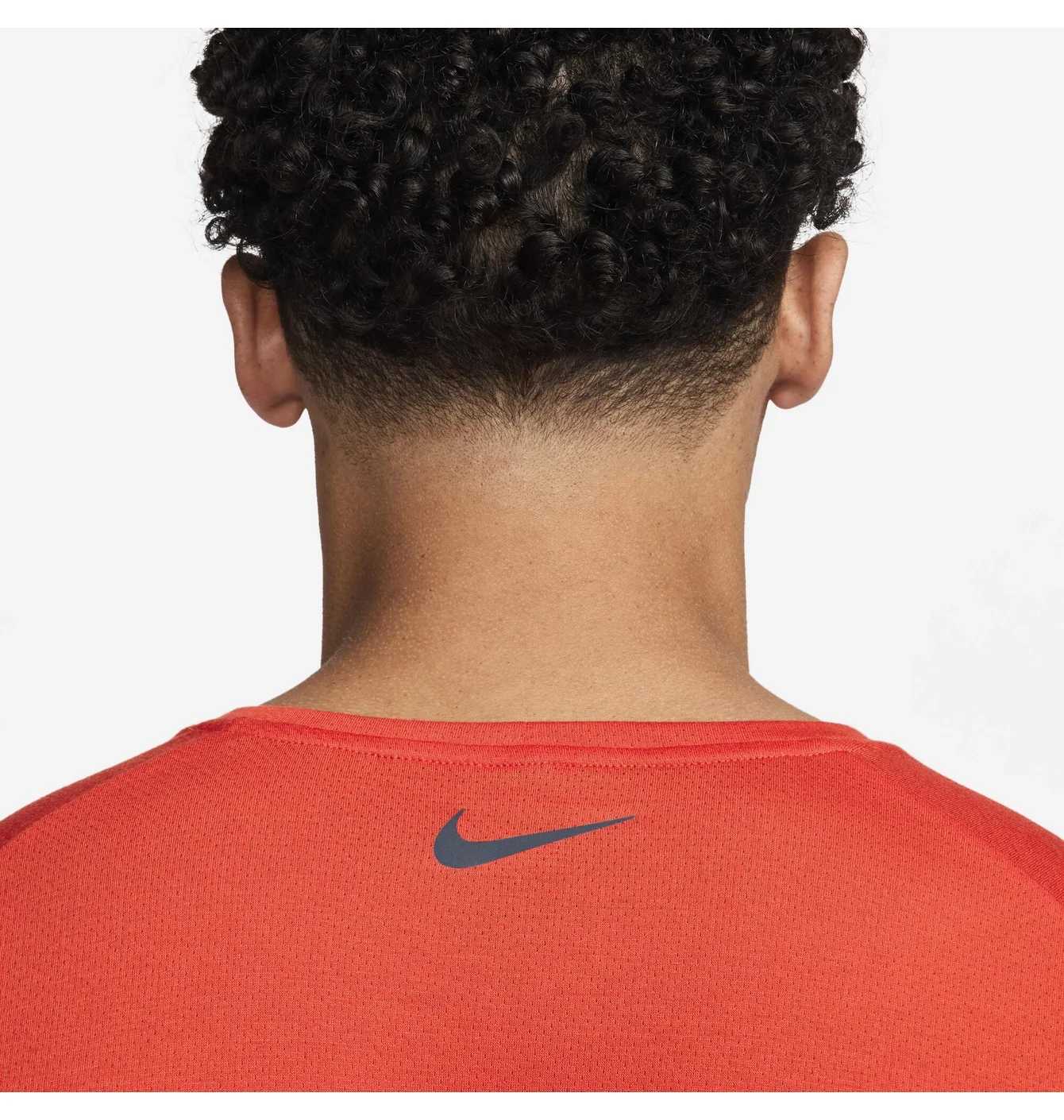 Футболка чоловіча Nike M Run Energy Rise 365 Ss Red FN3996-633