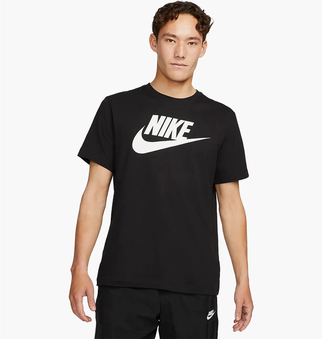 Футболка чоловіча Nike M Tee Black DX1985-010