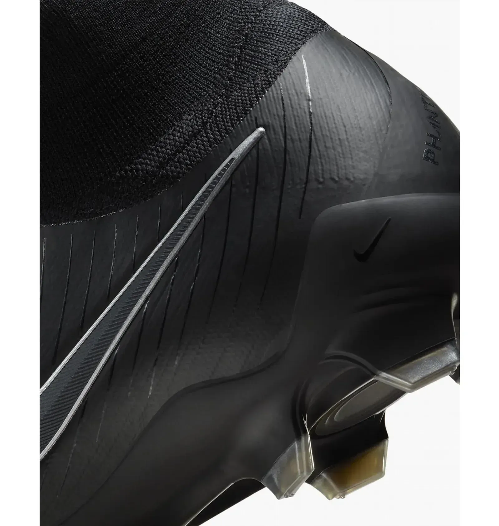 Бутси чоловічі Nike Phantoluna Ii Pro Fg (FJ2575-001)