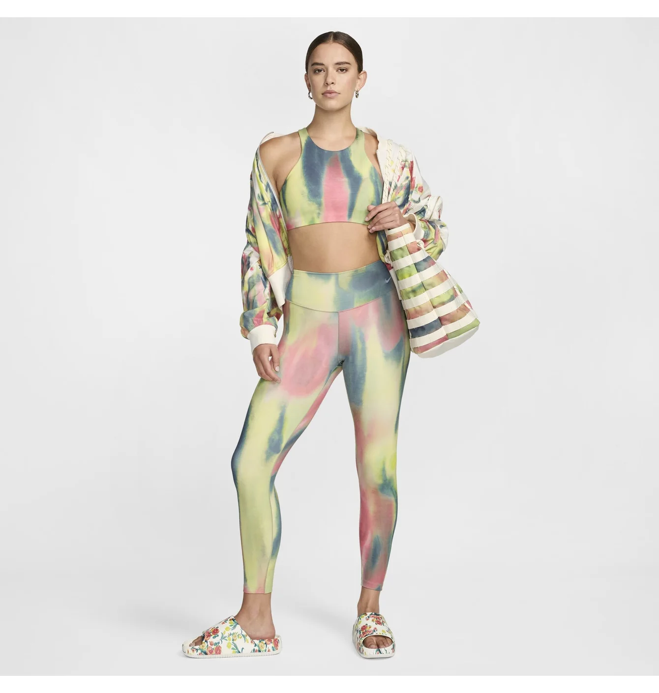 Топ жіночий Nike Top One Artist Multi HF5597-629