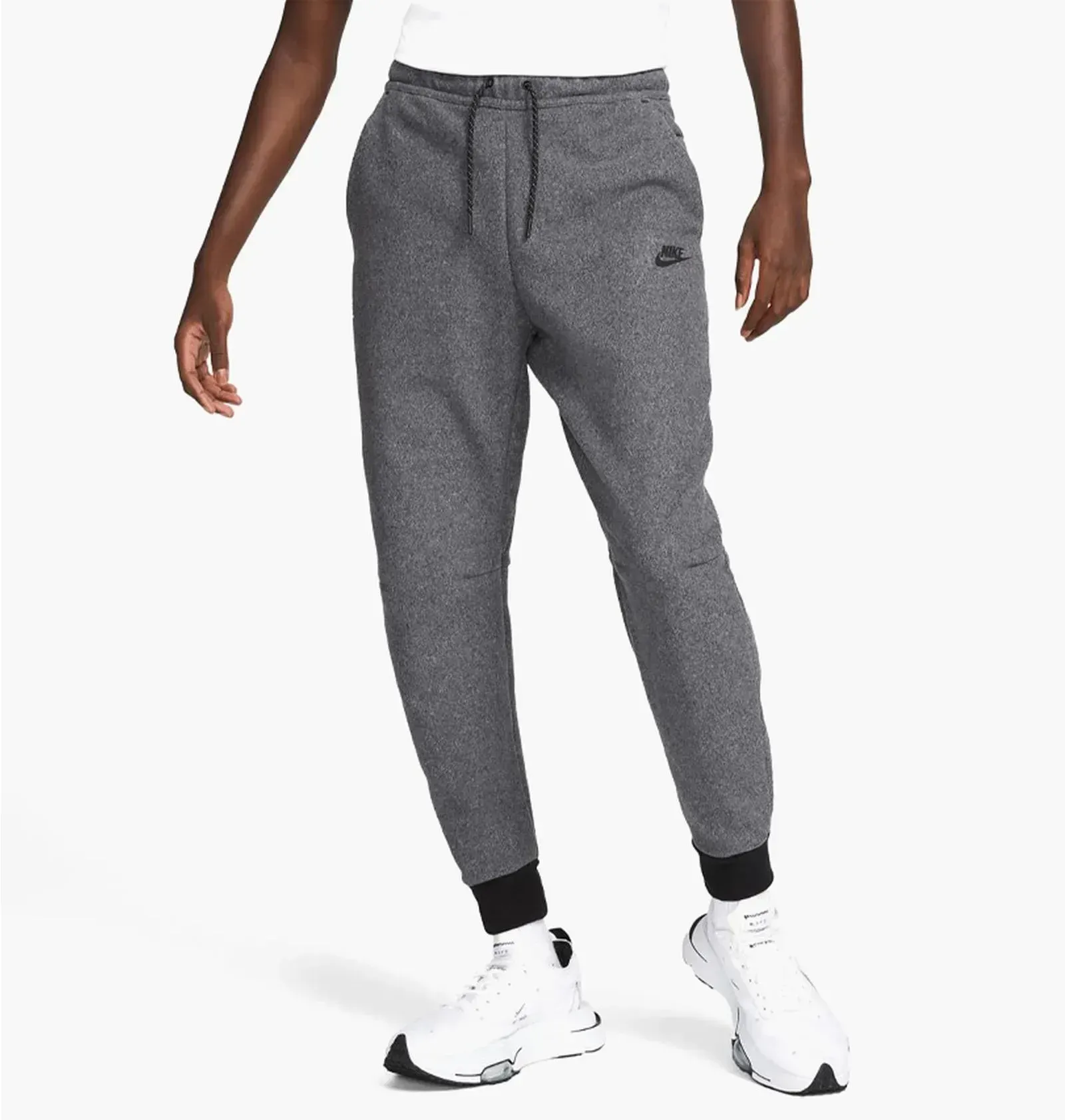 Брюки чоловічі Nike Nsw Tch Flc Winter Jggr (DQ4808-010)
