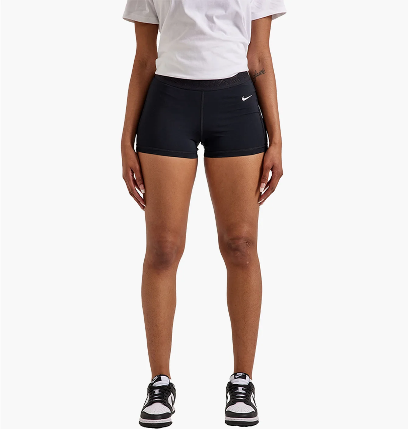 Шорти жіночі Nike Mid-Rise Mesh-Paneled Shorts Black FN3336-010