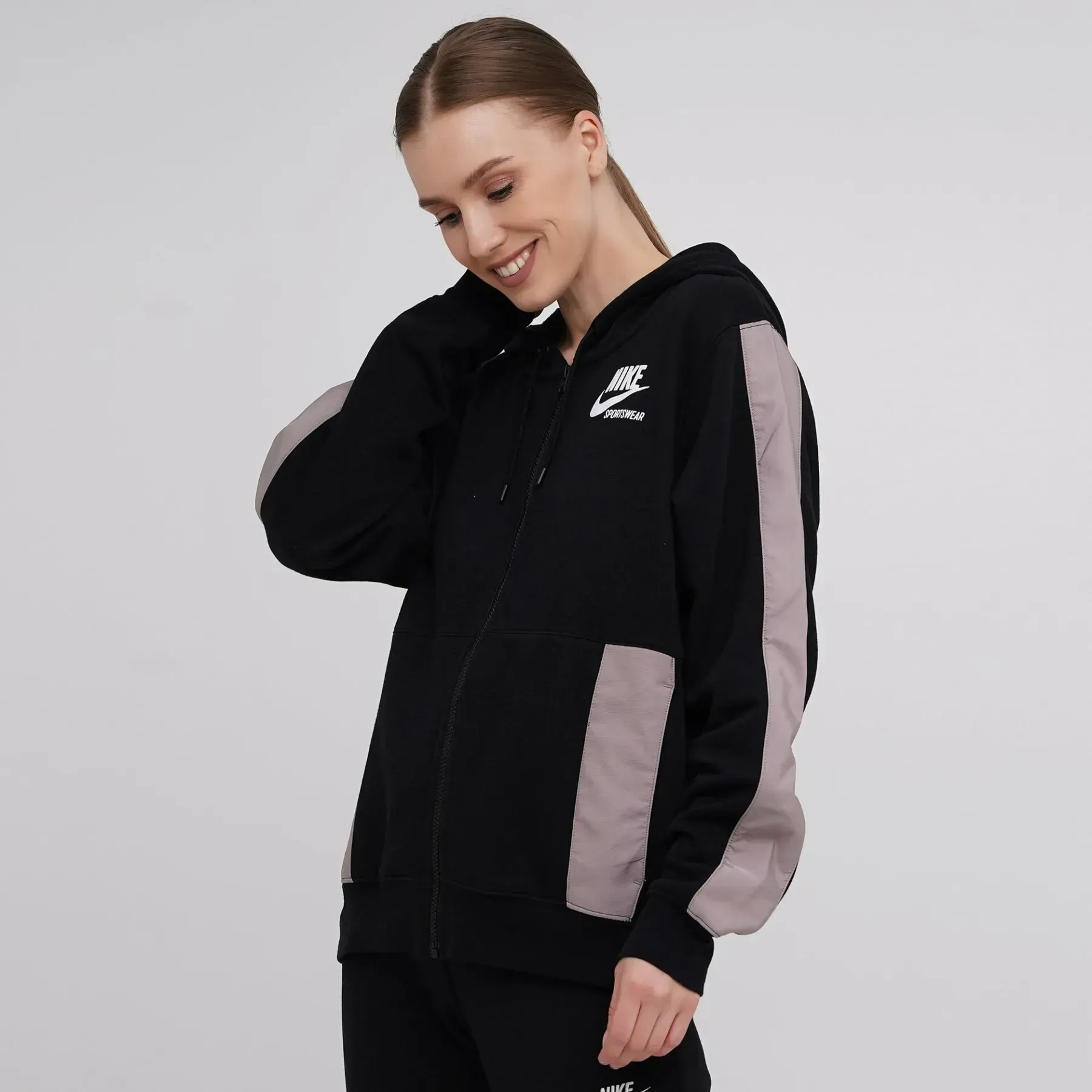 Спортивний костюм жіночий Nike Sports Suit (DD5671-010__DD5679-010)