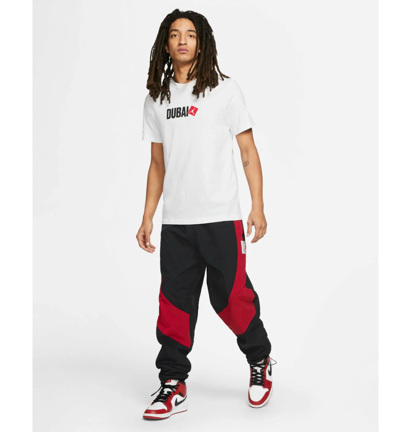 Футболка чоловіча Air Jordan Dubai City T-Shirt White DD8033-100
