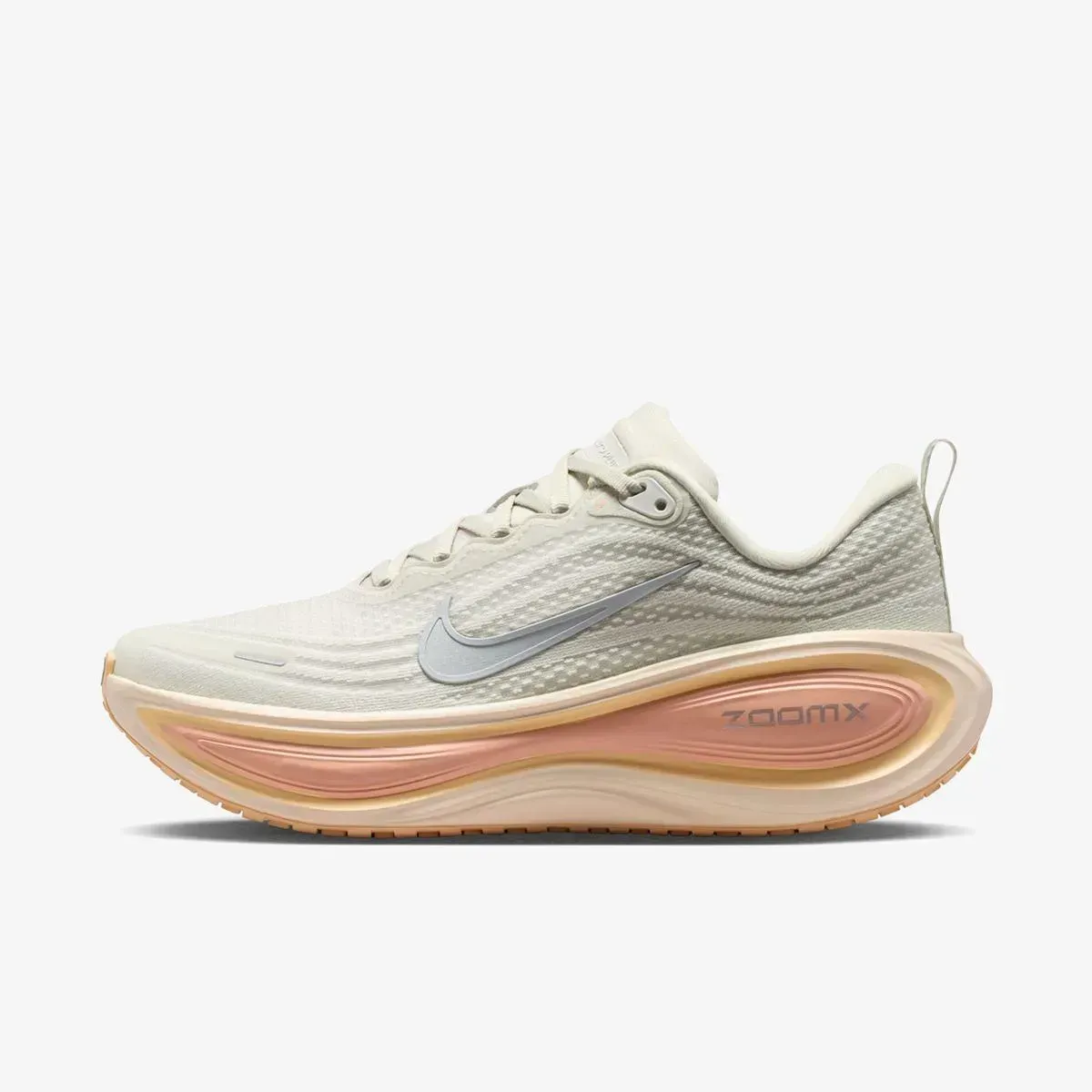 Кросівки жіночі Nike W Vomero Plus (HV8154-012)