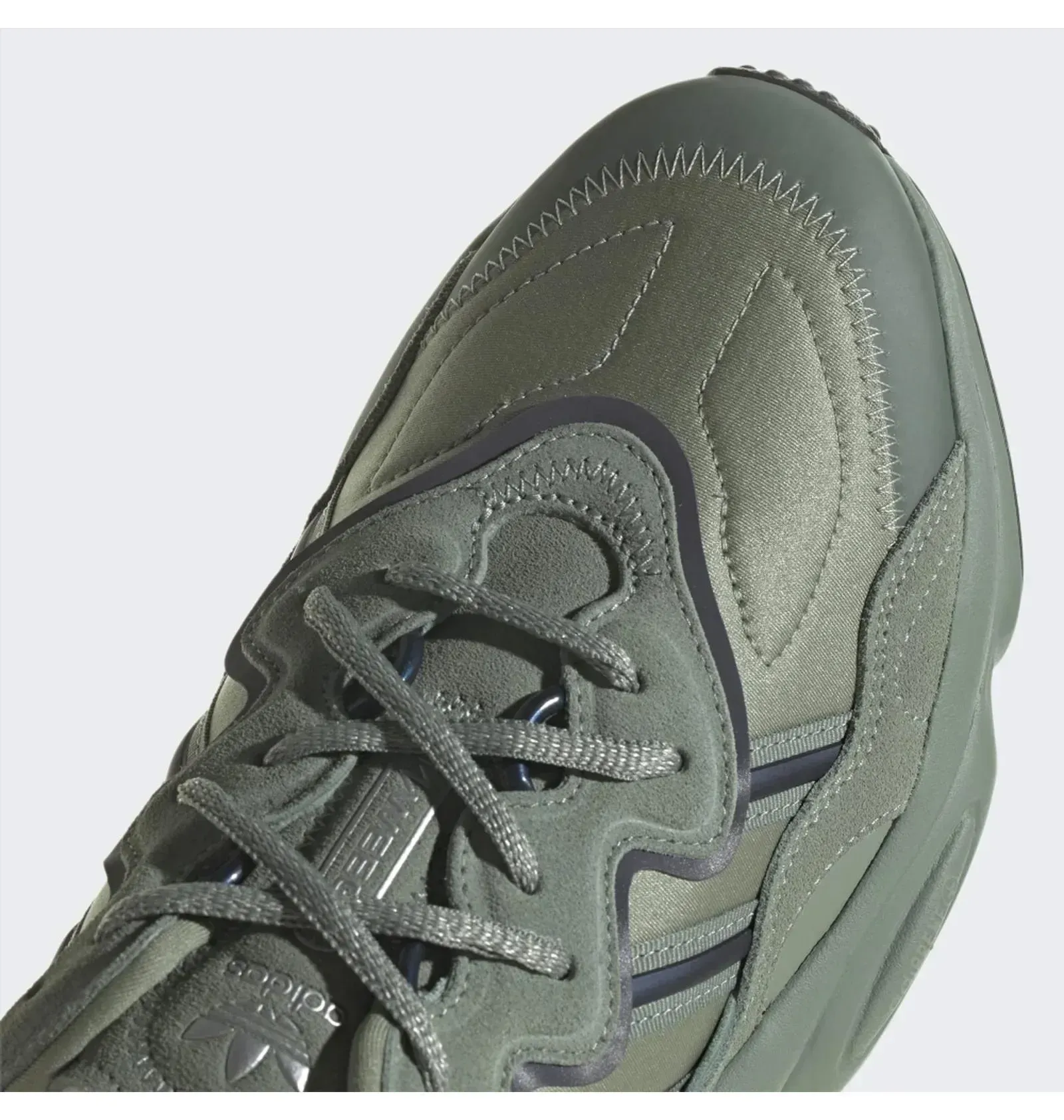 Кросівки чоловічі Adidas Ozweego (HQ4376)