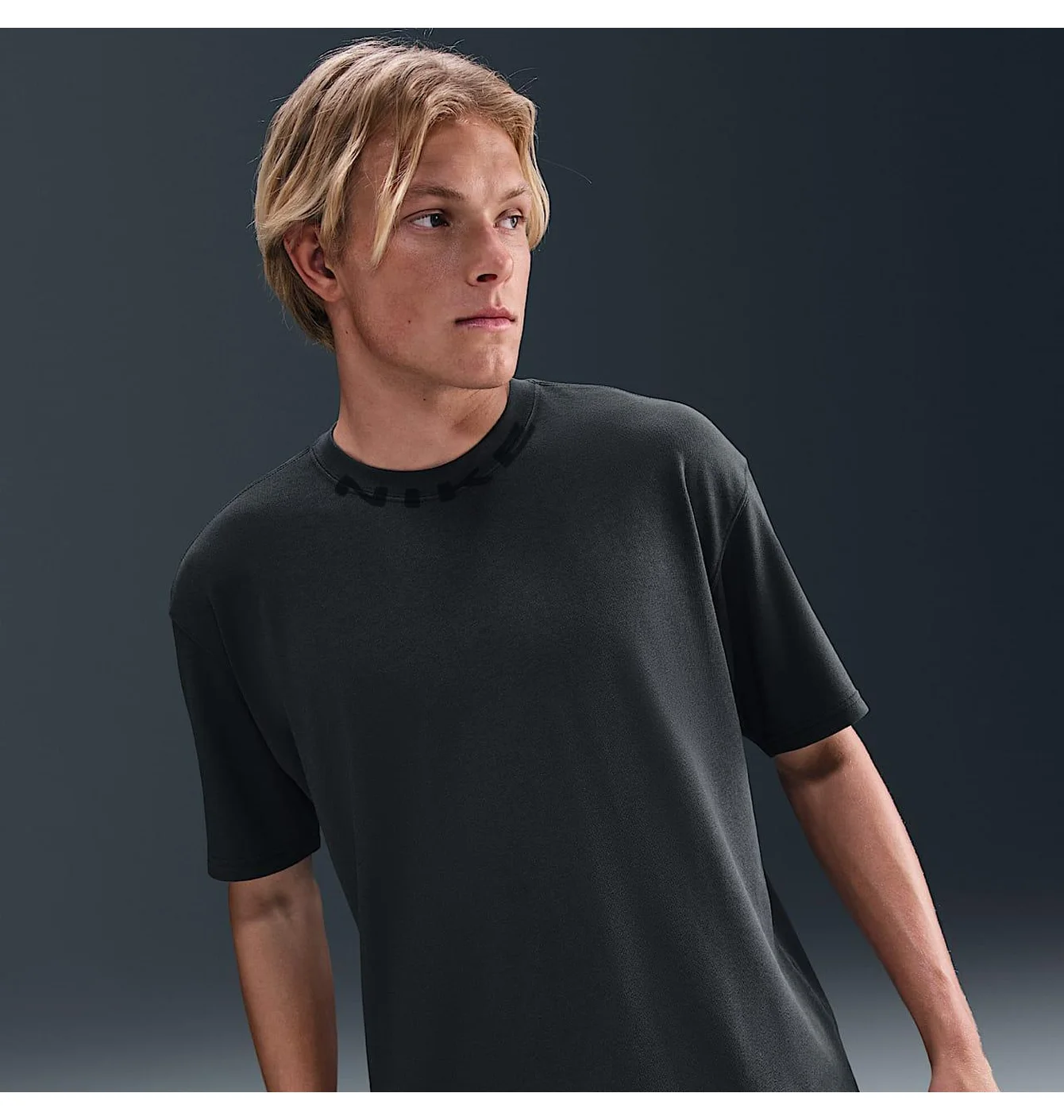 Футболка чоловіча Nike Sportswear Black HV0140-060