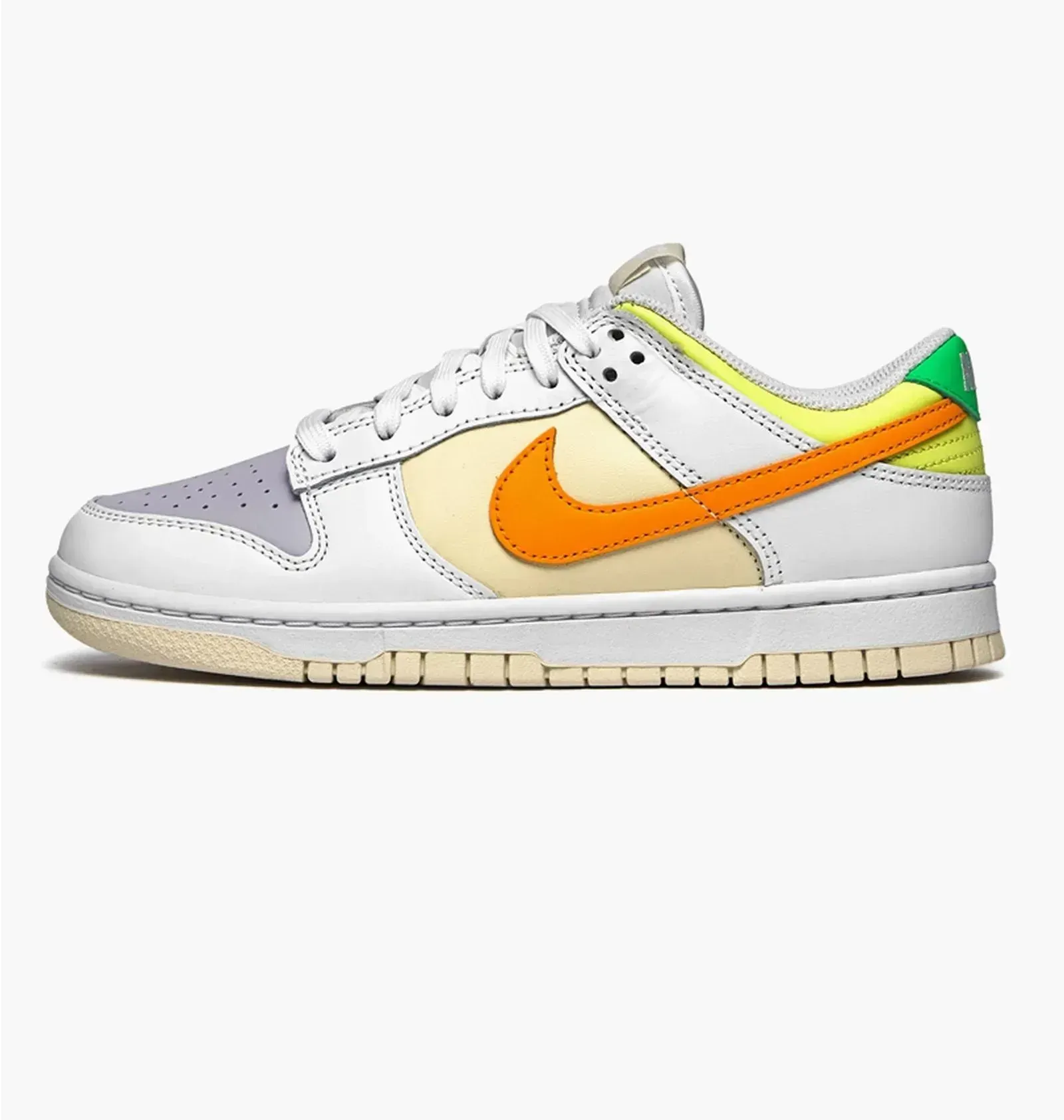 Кросівки жіночі Nike Dunk Low Sundial White (FJ4742-100)