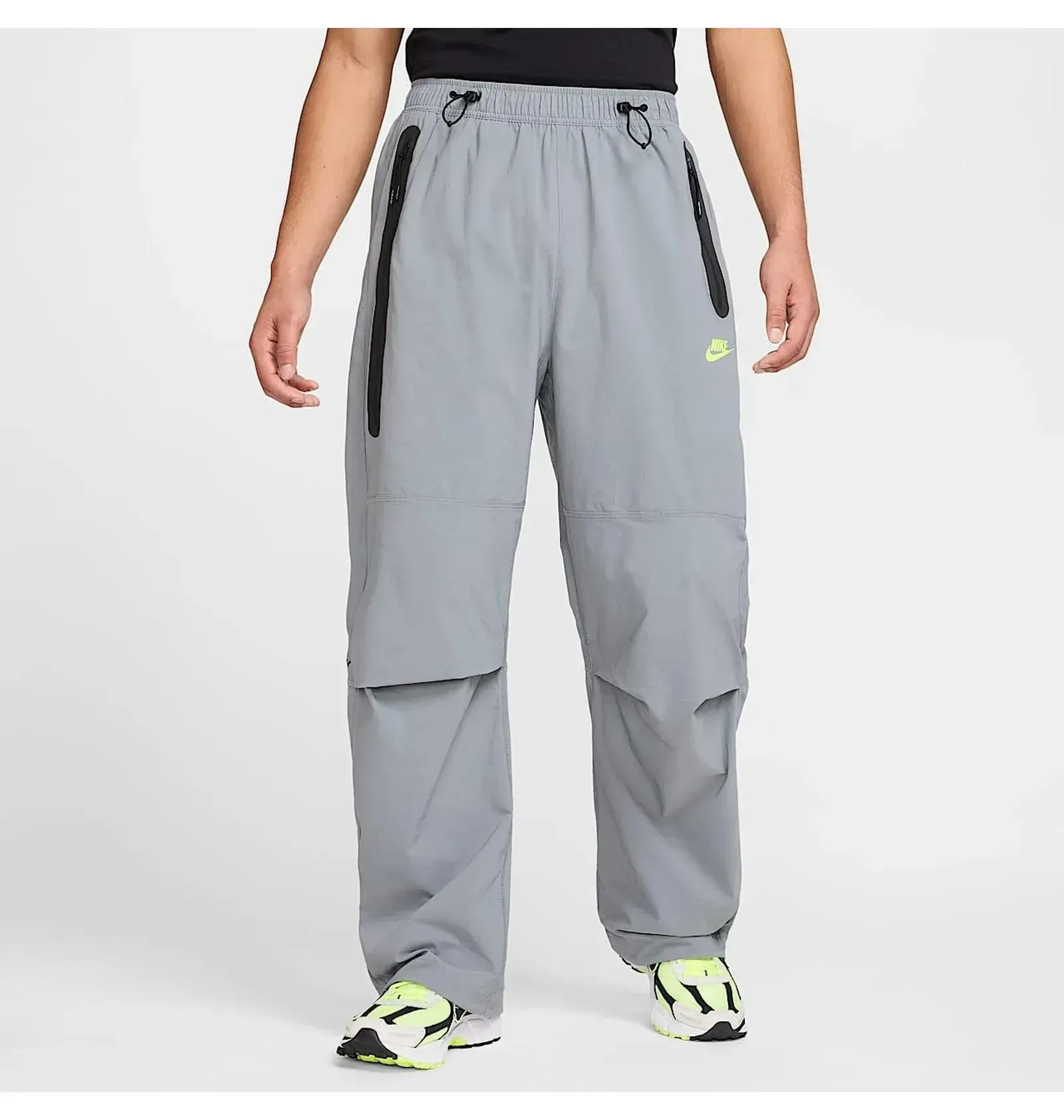 Спортивний костюм чоловічий Nike Tech Windrunner Grey (HV6514-065__HV6515-065)