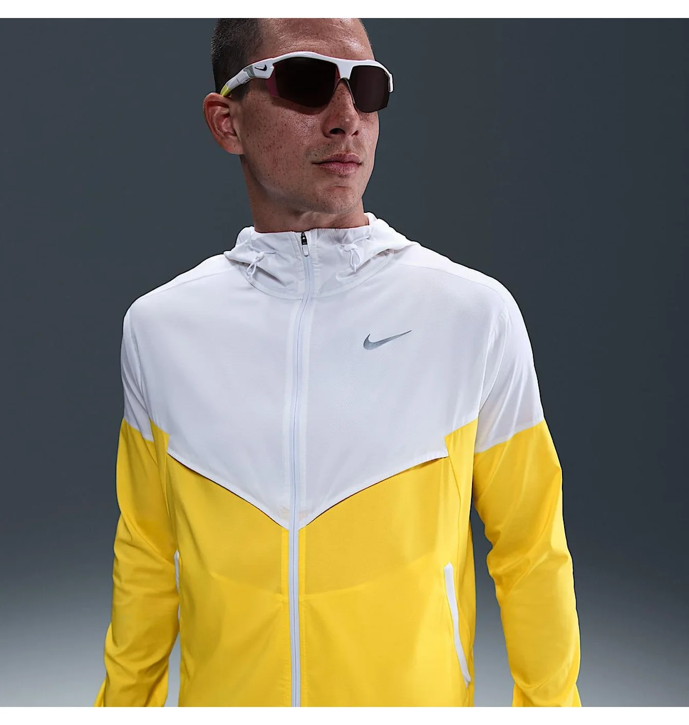 Вітровка чоловіча Nike Running White/Yellow HV6521-100