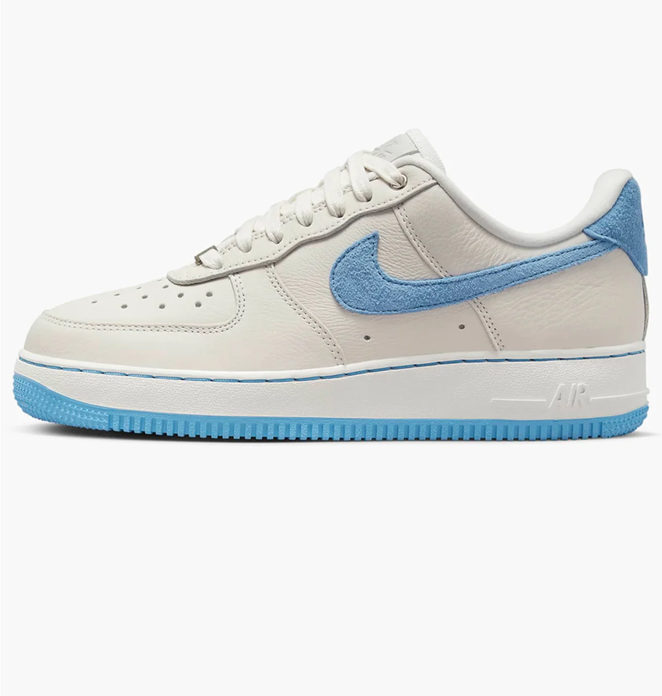 Кросівки жіночі Nike Air Force 1 Lxx Beige Dx1193-100