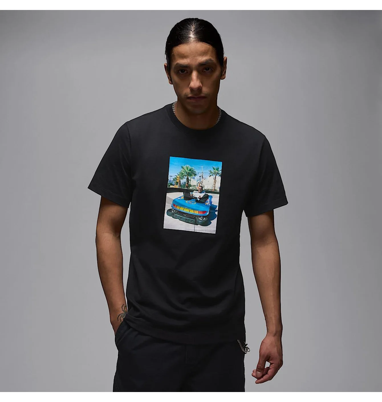 Футболка чоловіча Nike Photo Black HJ2401-010