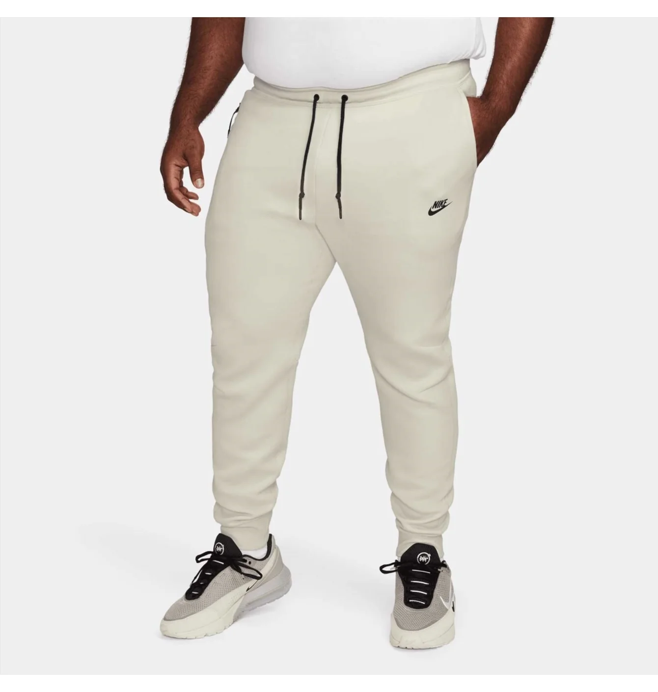 Штани чоловічі Nike Tech Fleece Beige FB8002-020