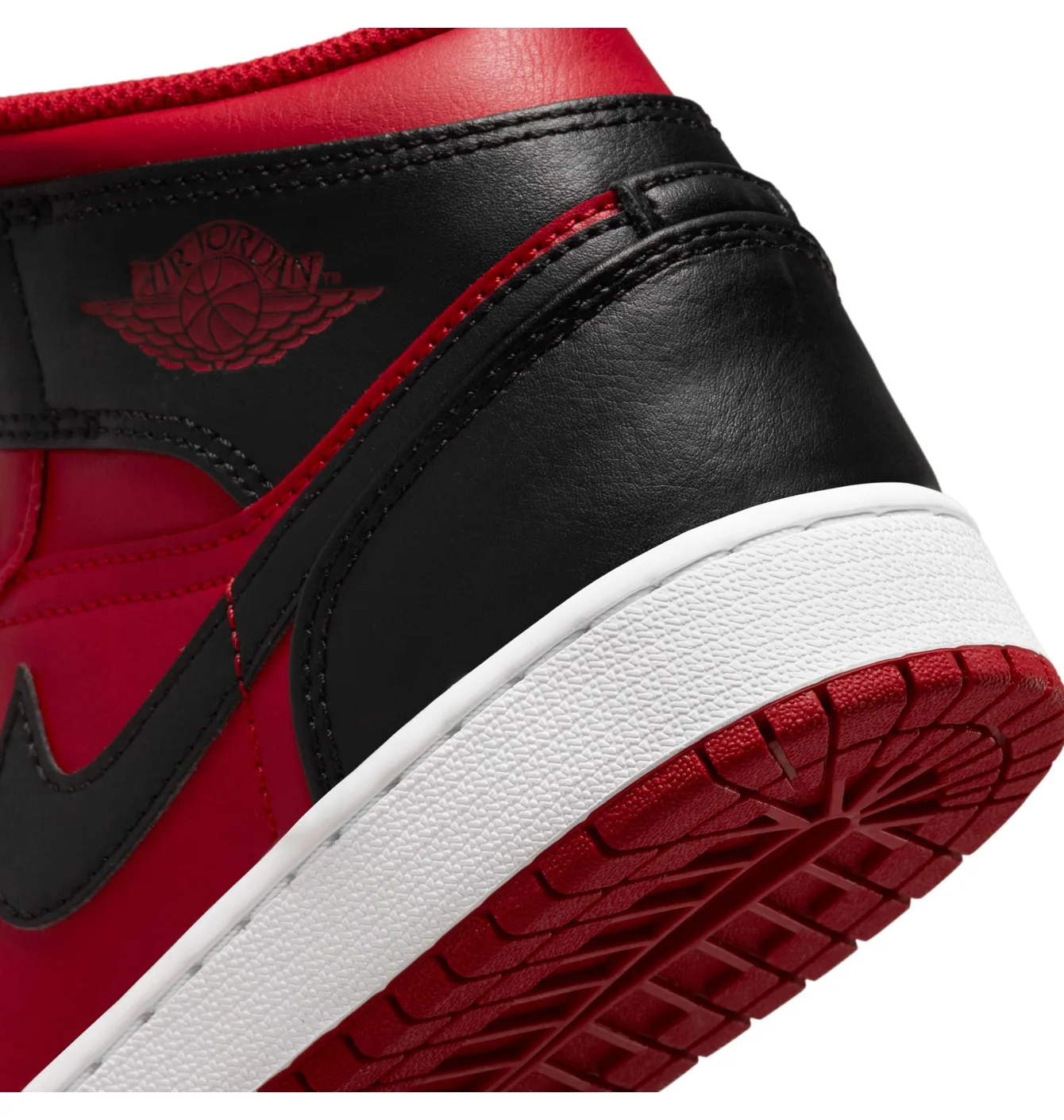 Кросівки дитячі Air Jordan 1 Mid Gs Red/Black 554725-660