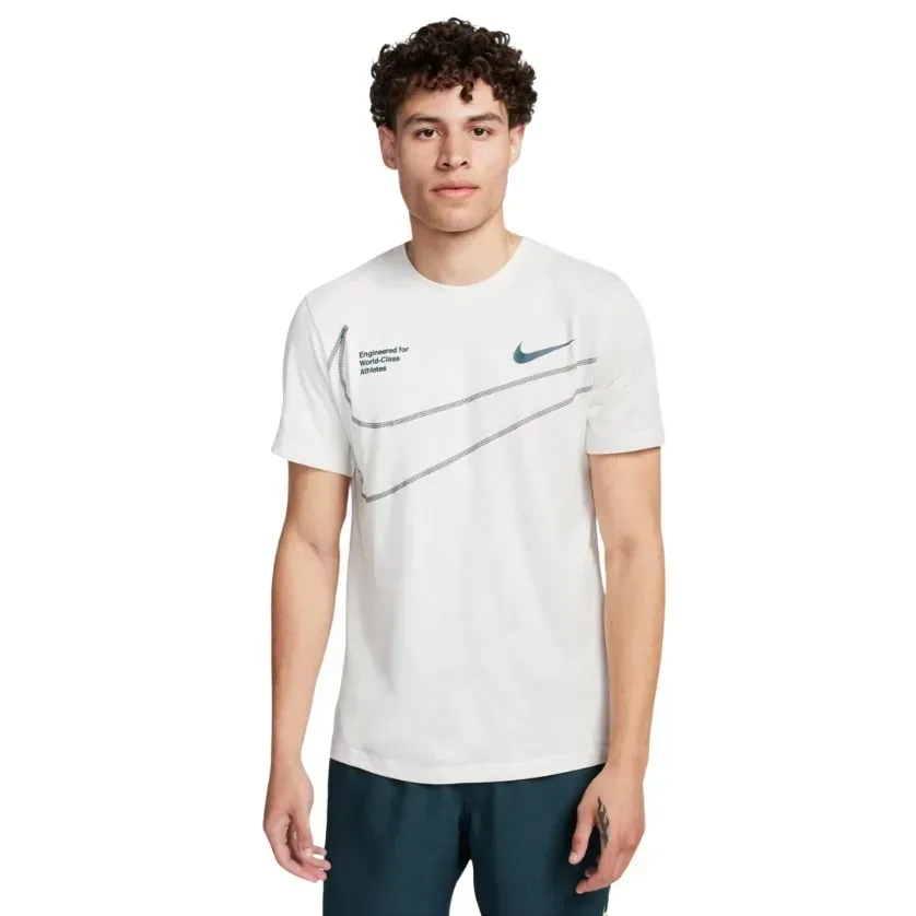 Футболка чоловіча Nike Dri-Fit Q5 T-Shirt (FN0843-030)