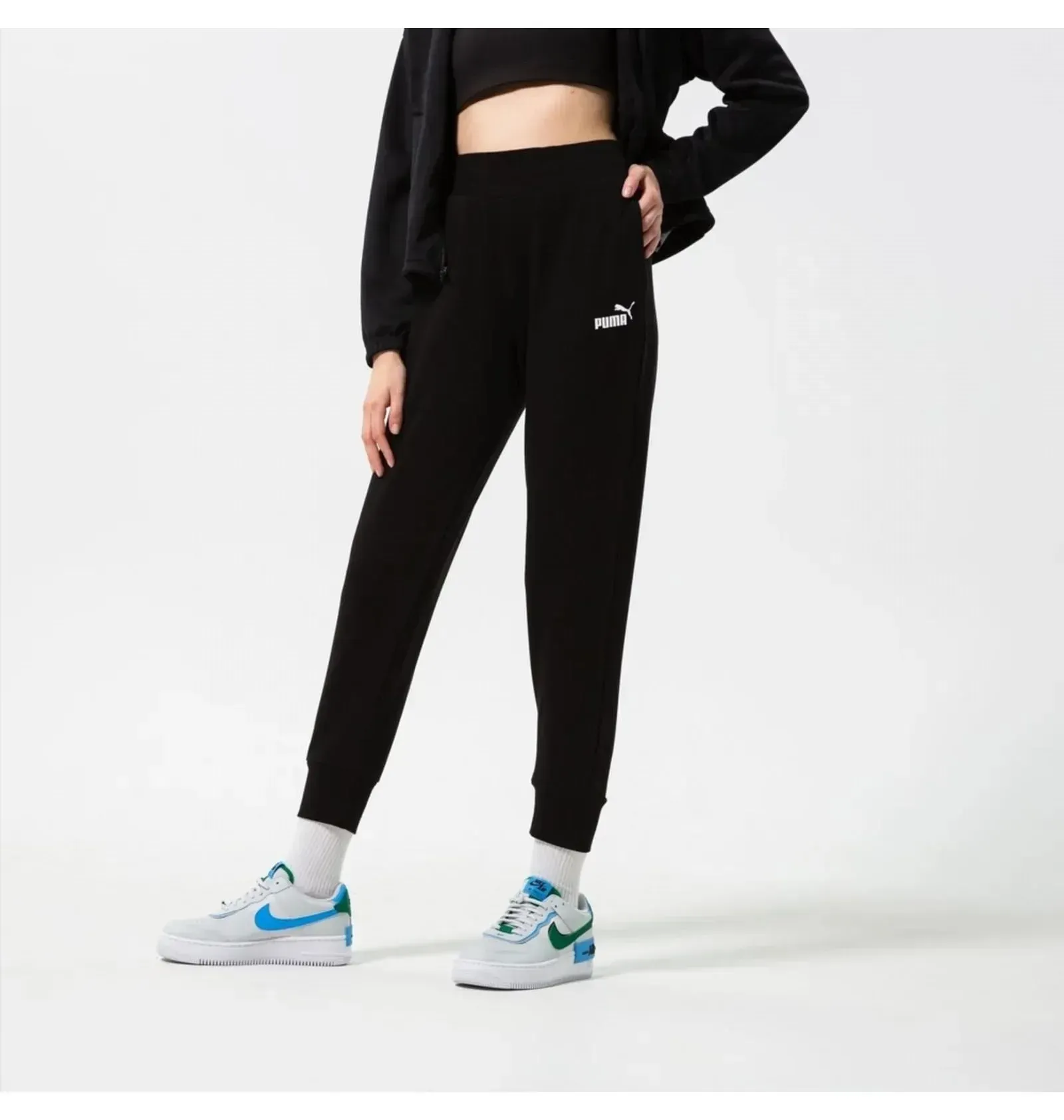 Брюки жіночі Puma Essentials Women's Sweatpants (586842-01)