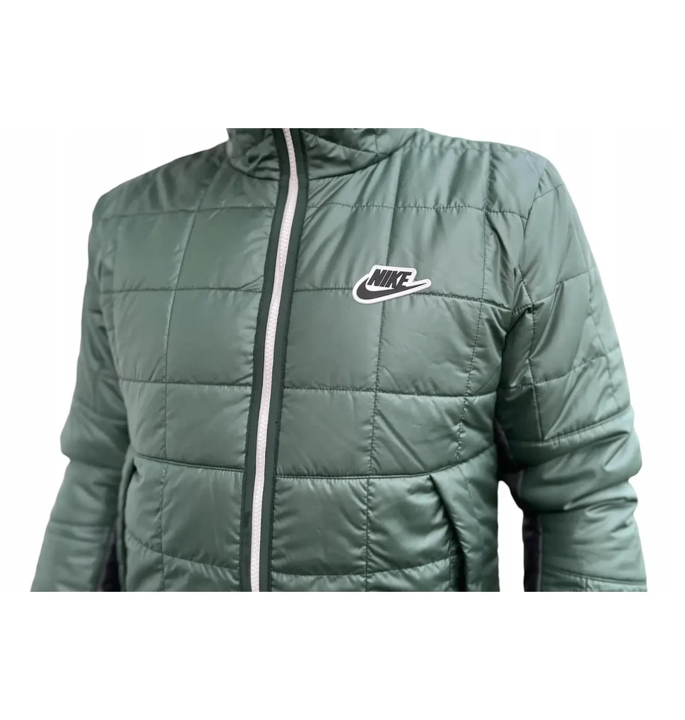 Парка чоловіча Nike Sportswear Therma-Fit Legacy Green DV2932-397