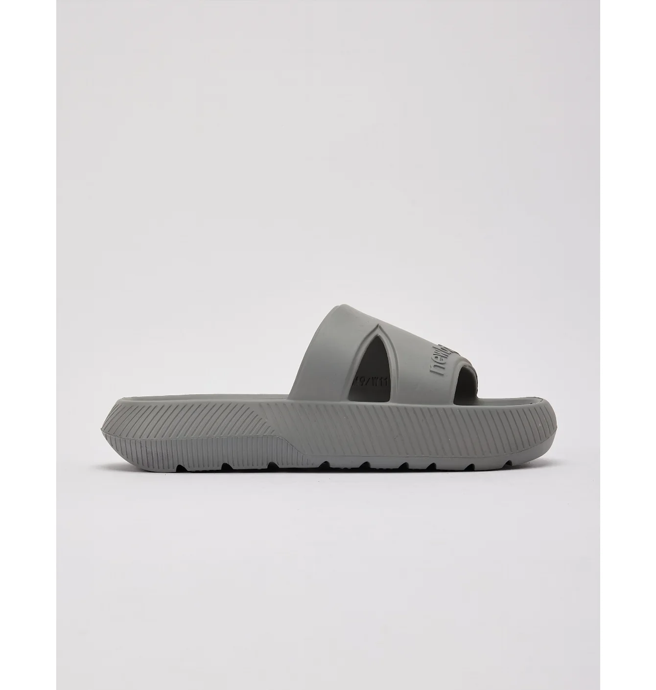 Тапочки чоловічі New Balance 200Xl Slides Grey SUF2XLD1