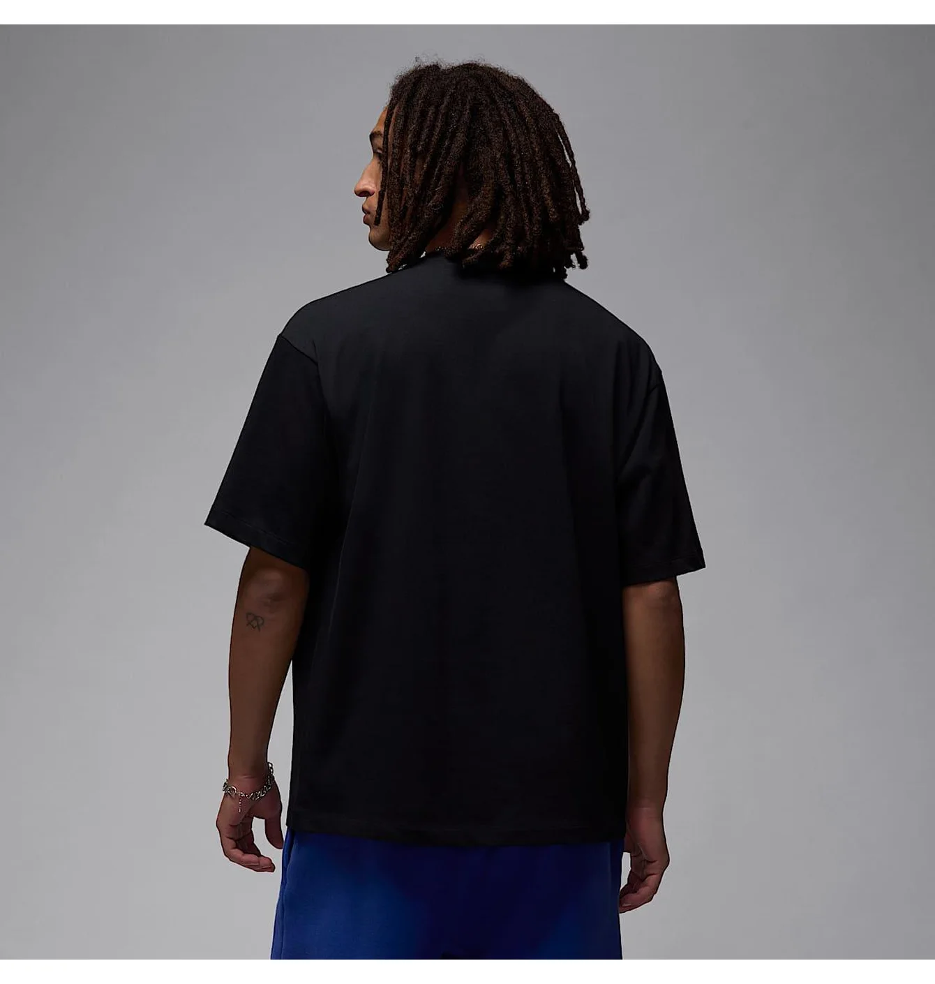 Футболка чоловіча Air Jordan Ess Ovsz Ss Crew Black HJ2366-010