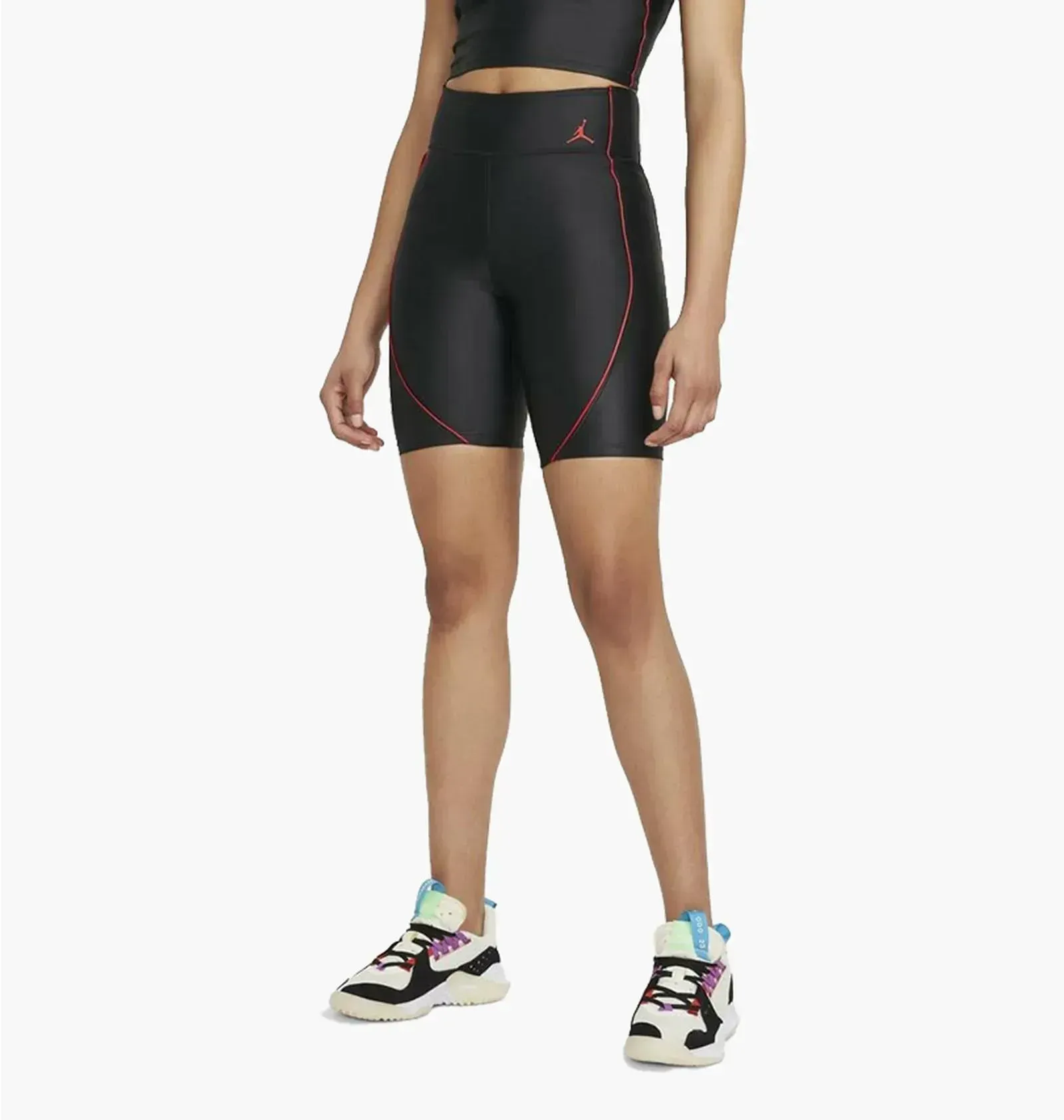 Шорти жіночі Jordan Essen Leg Short (DC2177-010)