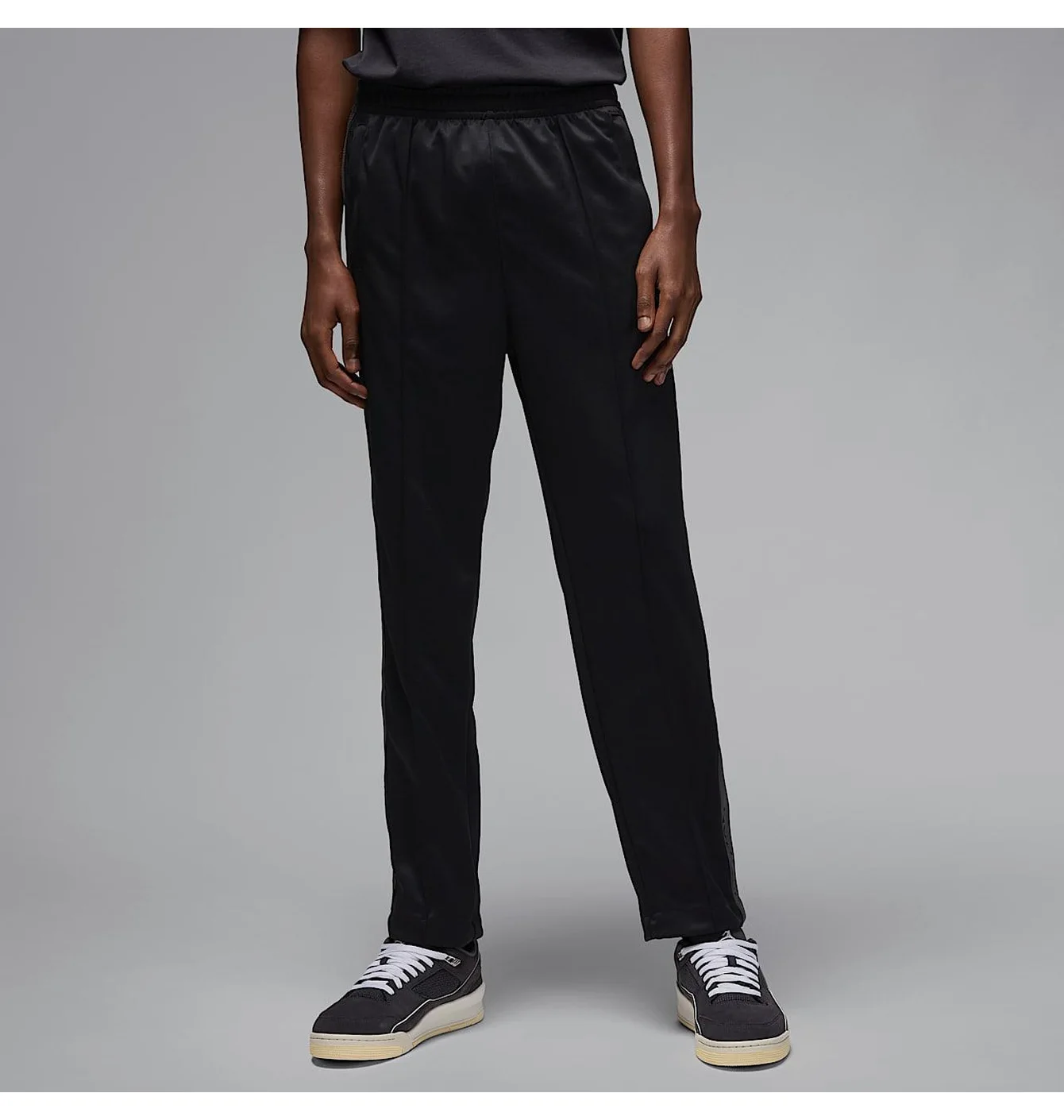 Штани чоловічі Air Jordan Brk Ts Black HF9341-010