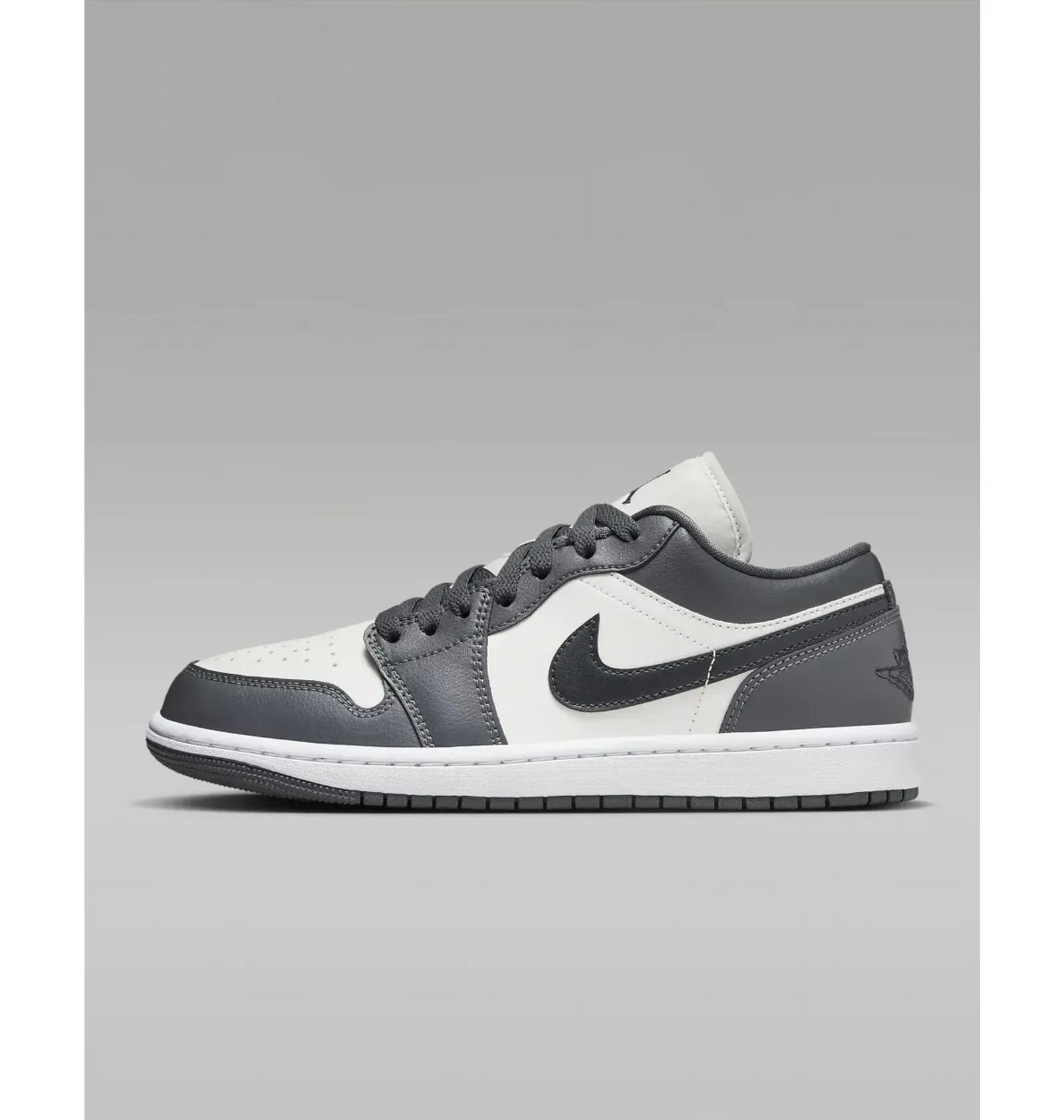 Кросівки жіночі Jordan Air 1 Low Shoes Grey/White (DC0774-102)