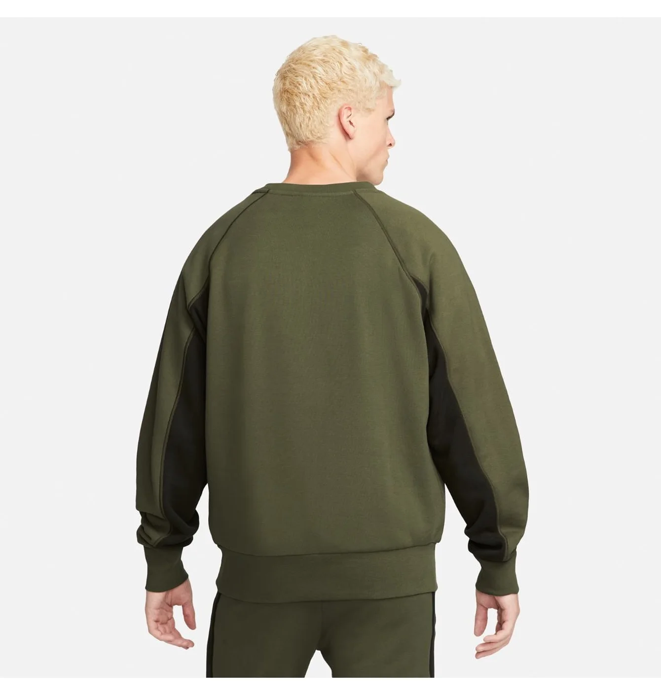 Світшот чоловічий Nike M Nsw Air Ft Crew Olive DQ4205-222