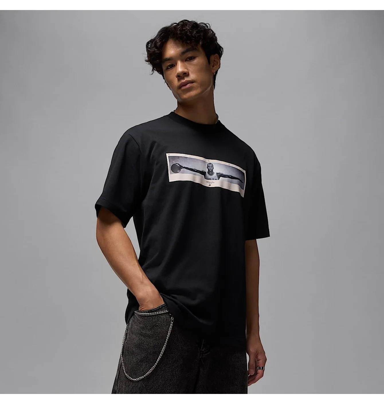 Футболка чоловіча Air Jordan Wings Photo Black IF5617-010