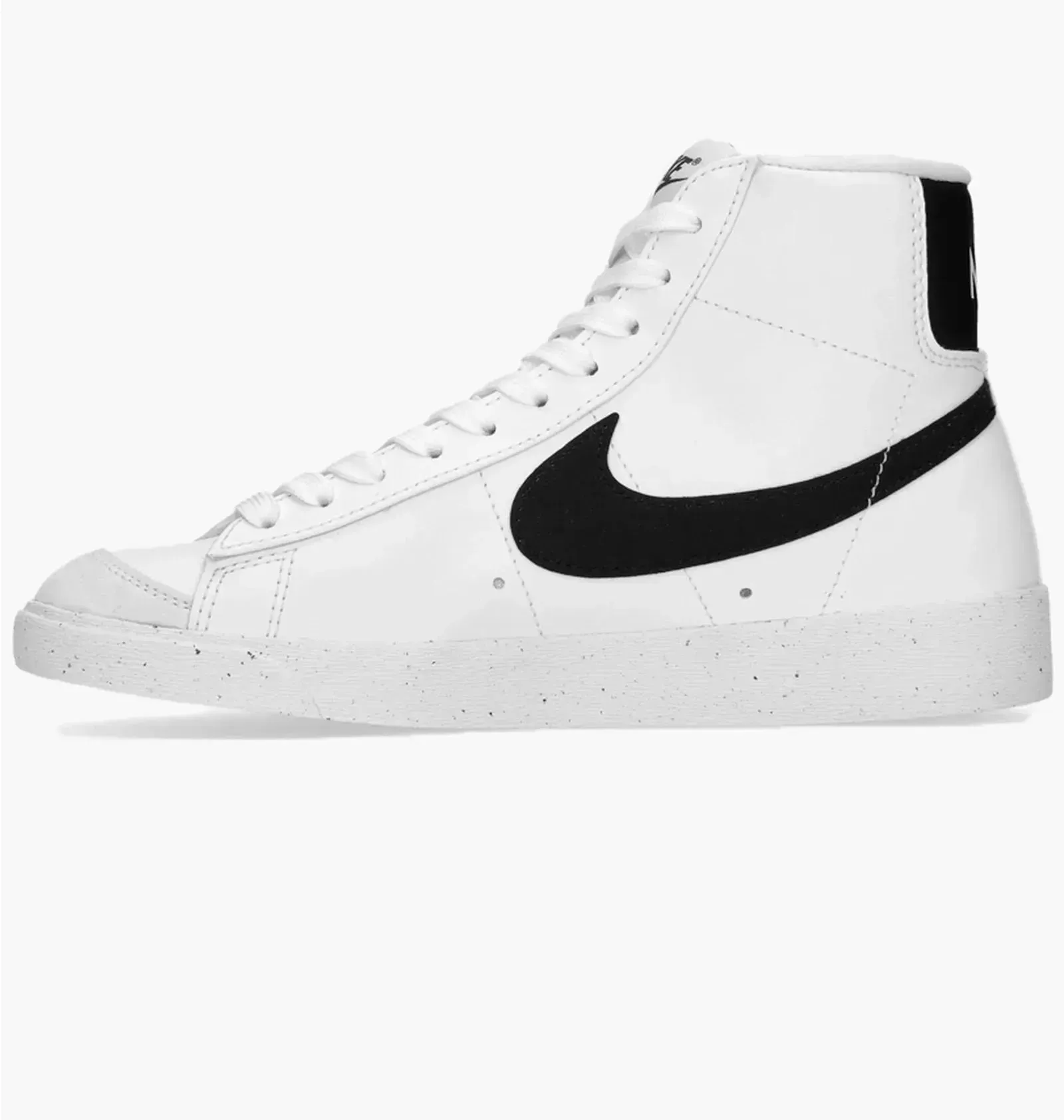 Кросівки унісекс Nike Blazer Mid 77 Next Nature (DO1344-101)