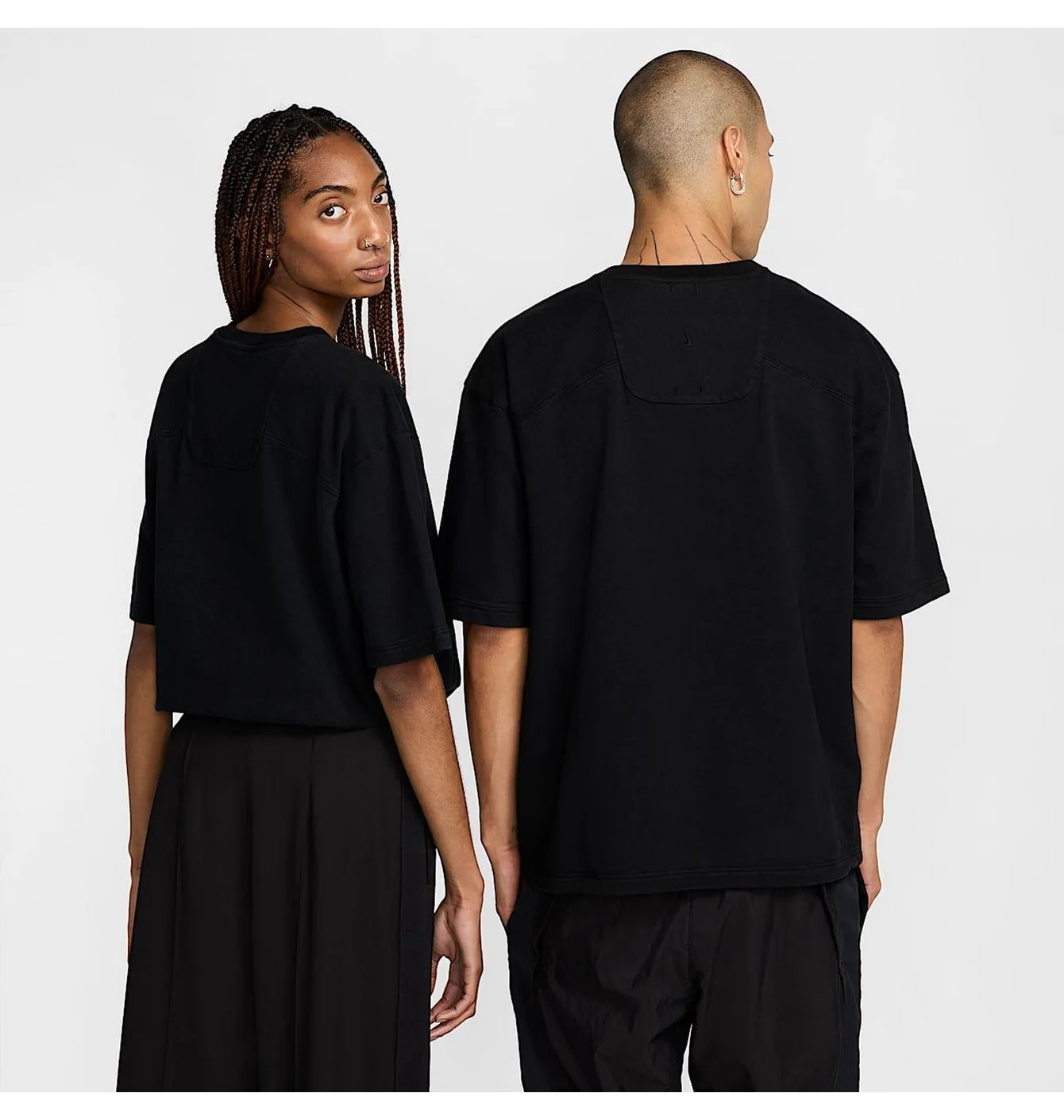 Футболка унісекс Nike Every Stitch Considered Garment Dyed Short-Sleeve T-Shirt Black FQ0276-010