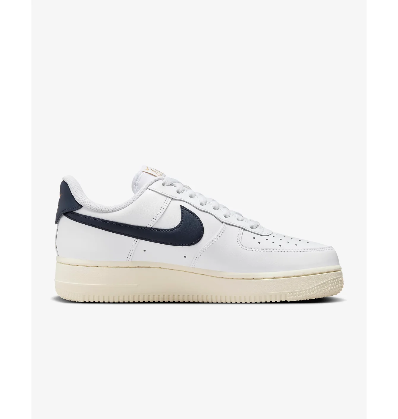 Кросівки жіночі Nike Air Force 1 White HJ9122-100