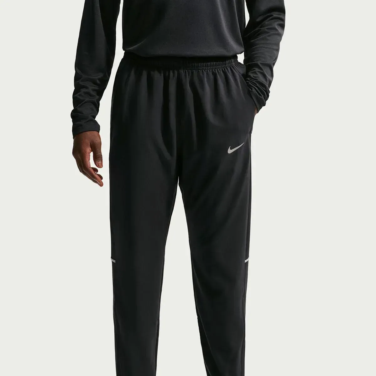 Брюки чоловічі Nike M Nk Df Miler Woven Pant (IF2062-010)