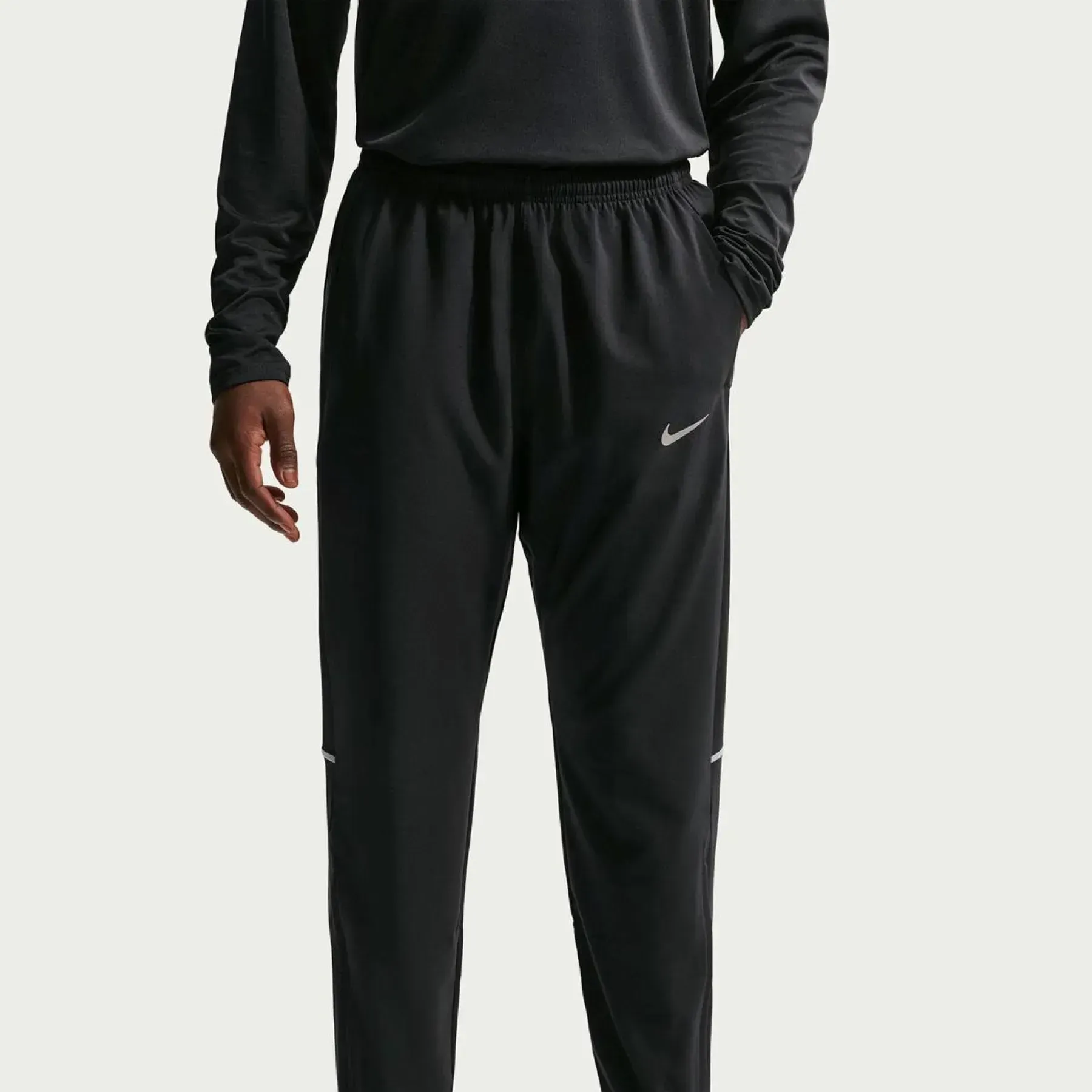 Брюки чоловічі Nike M Nk Df Miler Woven Pant (IF2062-010)