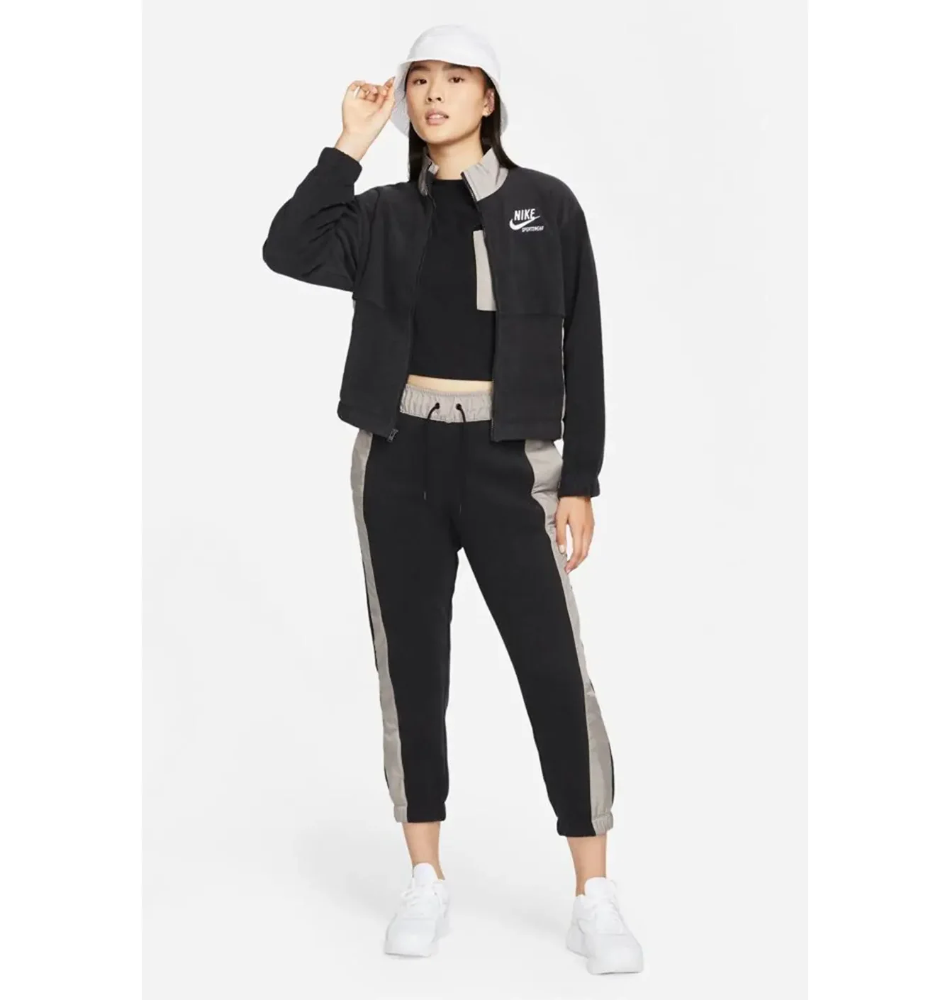 Кофта жіноча Nike Wmns Plush Jacket Grey Dd5712-010