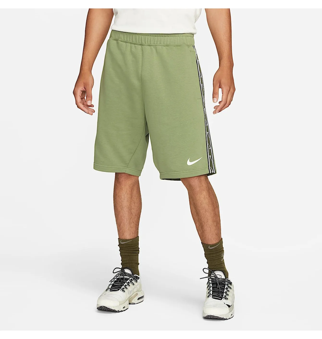Шорти чоловічі Nike Repeat Fleece Olive DX2031-334