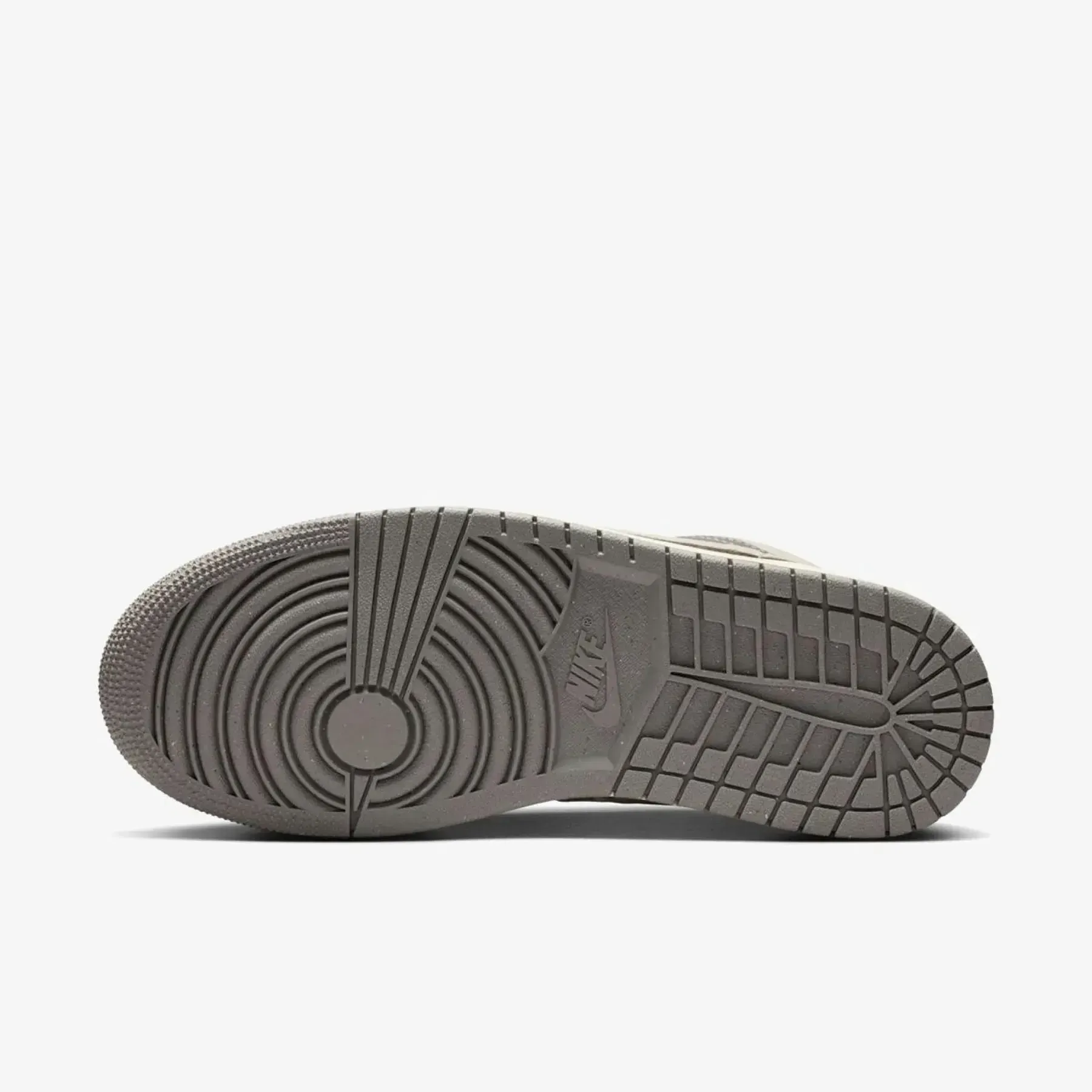 Кросівки жіночі Jordan 1 Low Se (IB7011-001)