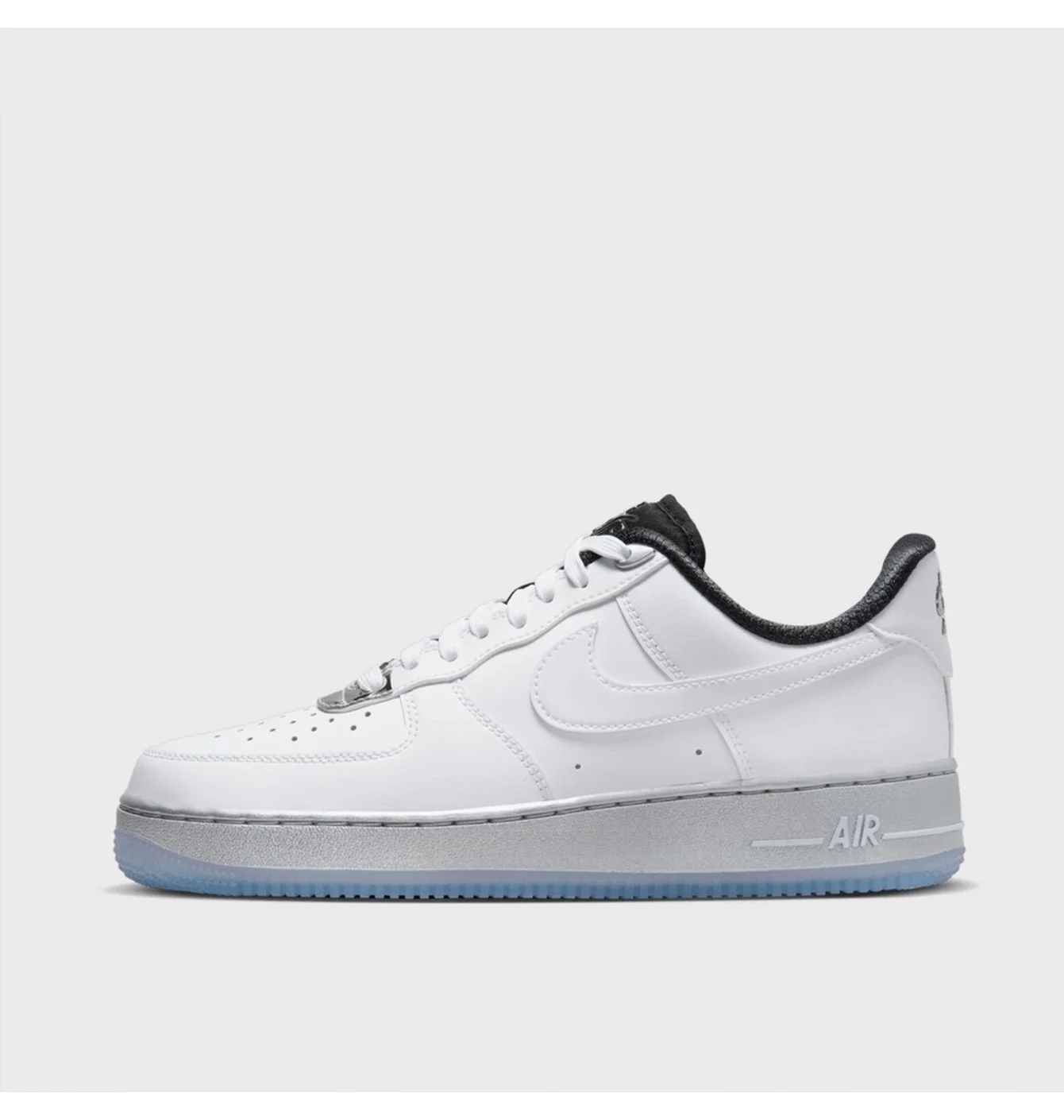 Кросівки жіночі Nike Air Force 1 07 Se White DX6764-100