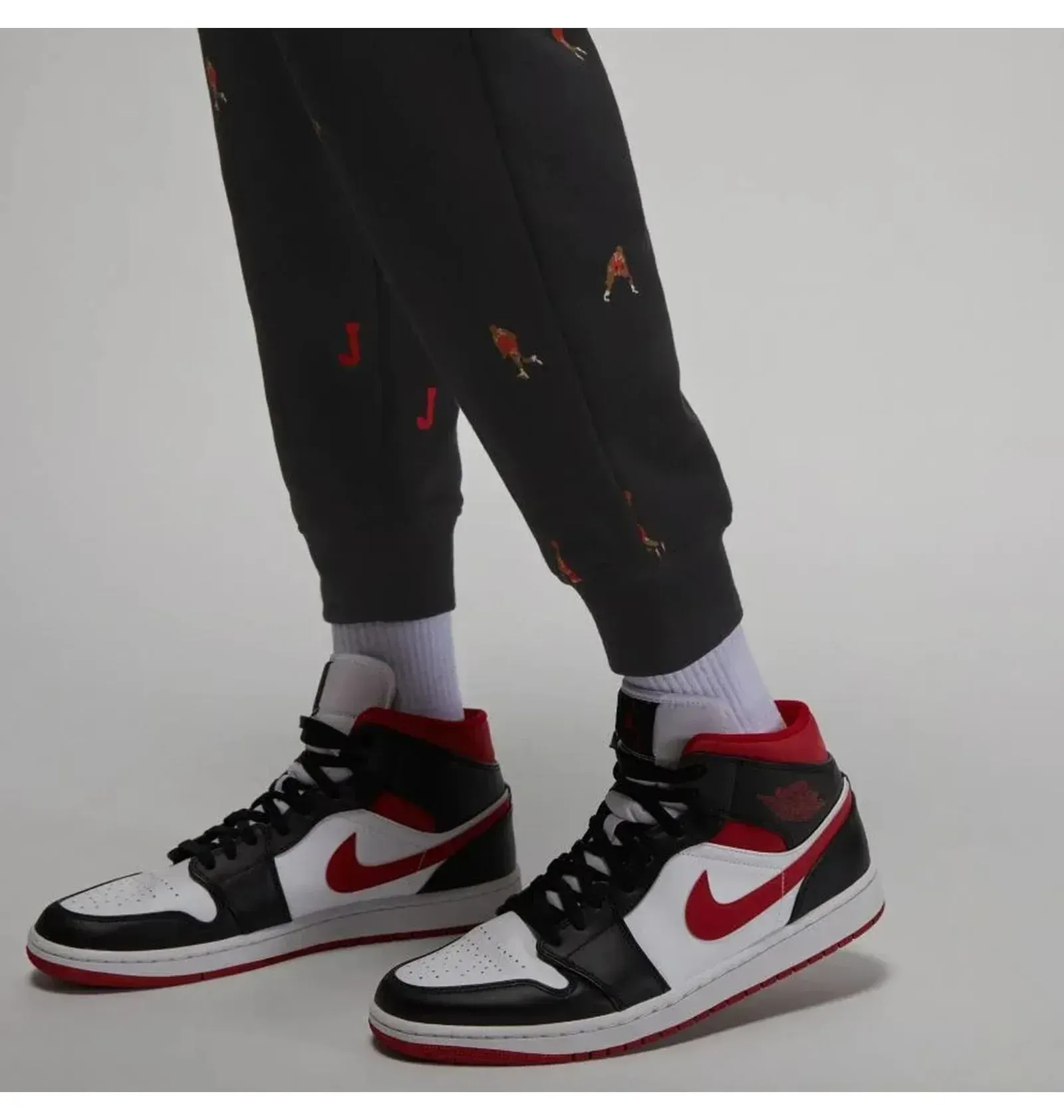Спортивний костюм чоловічий Jordan Essentials Holiday Jumpman Black (DV9392-010__DV9390-010)